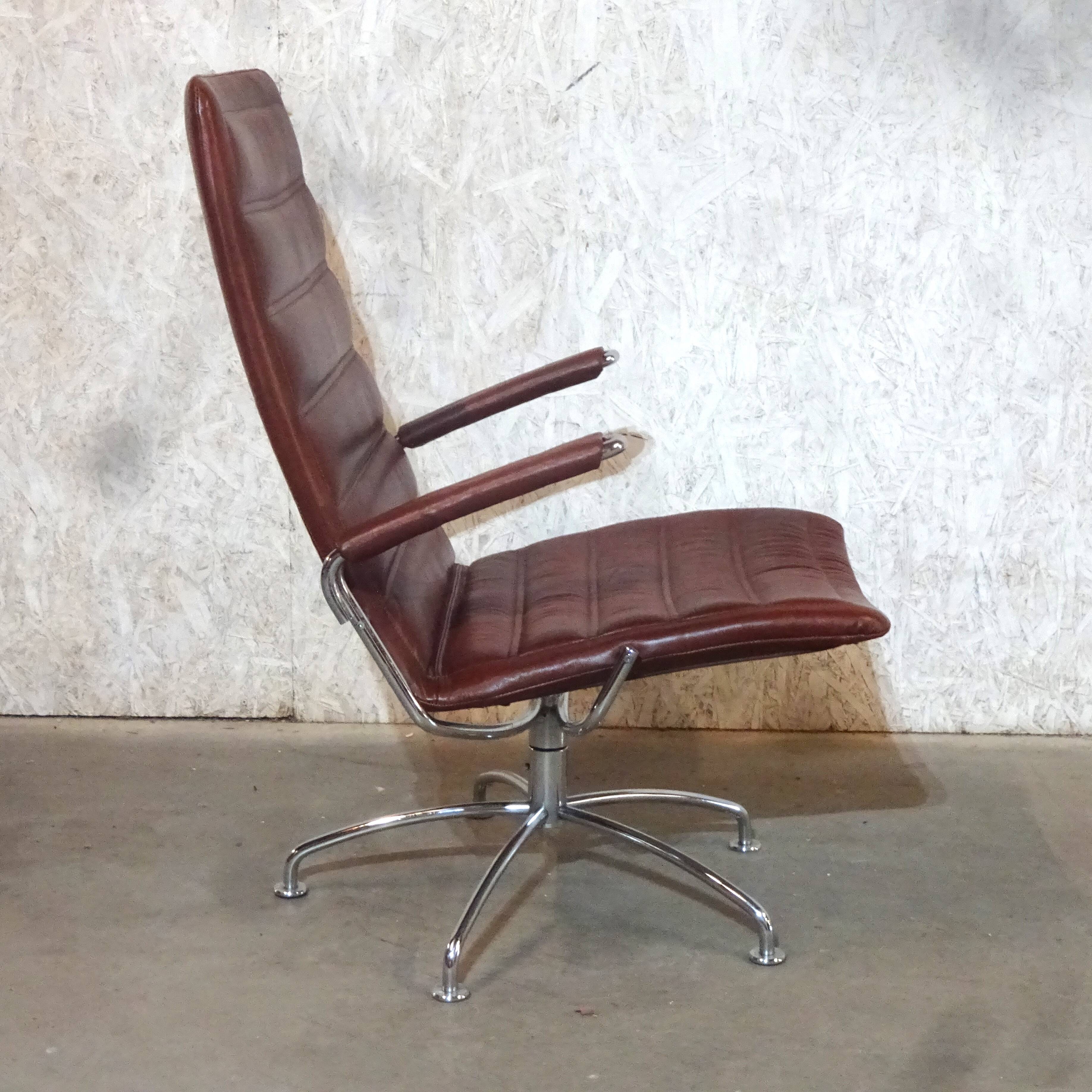 Copenhagen Airport Chair Model SAS Series by Jens Amundsen for Fritz Hansen