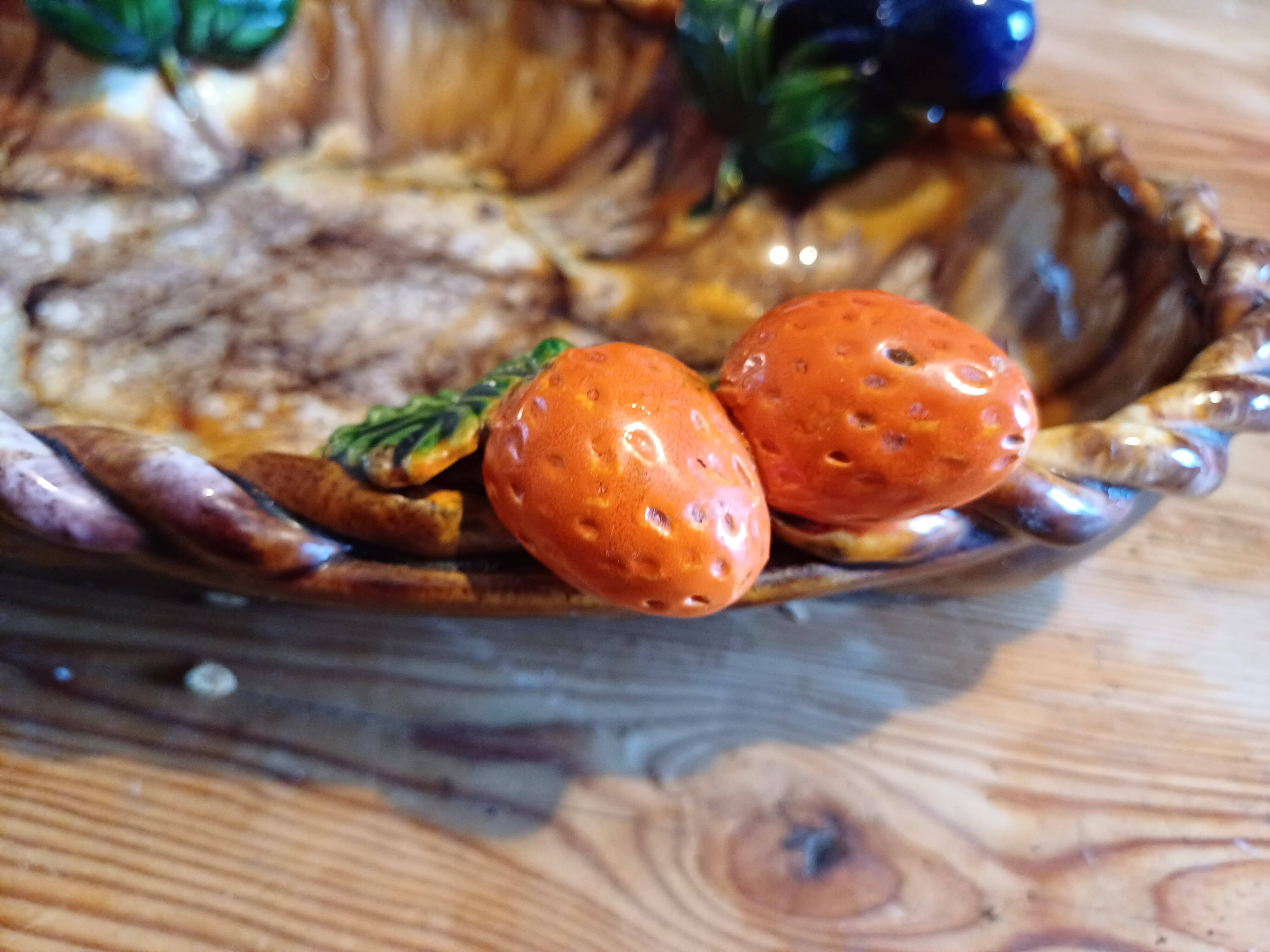 Barbotine Dish Grad St Peter Austria