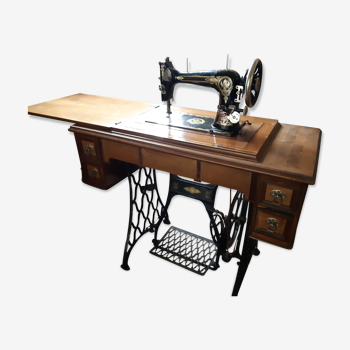 Gritzner 1900 sewing machine