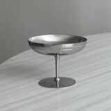 6 vintage stainless steel metal bowls