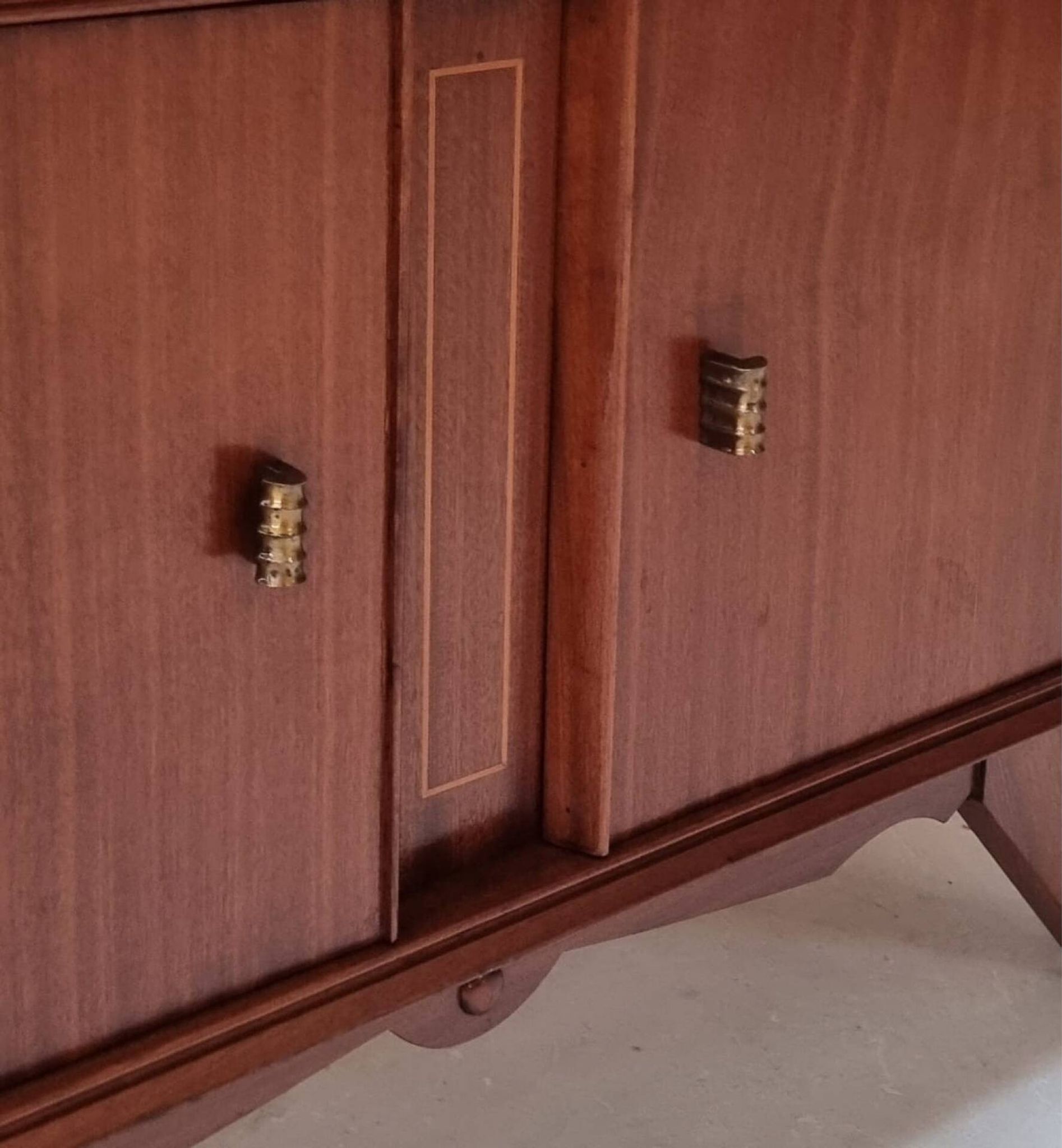 Buffet du milieu du siècle