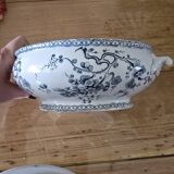 Small Giens "Fleurette" soup tureen Gold Medal
