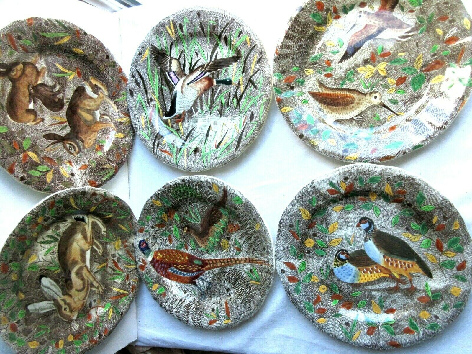 Plate signed gien, rambouillet model: the rabbit