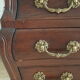 Commode tombeau bordelaise de style Louis XV