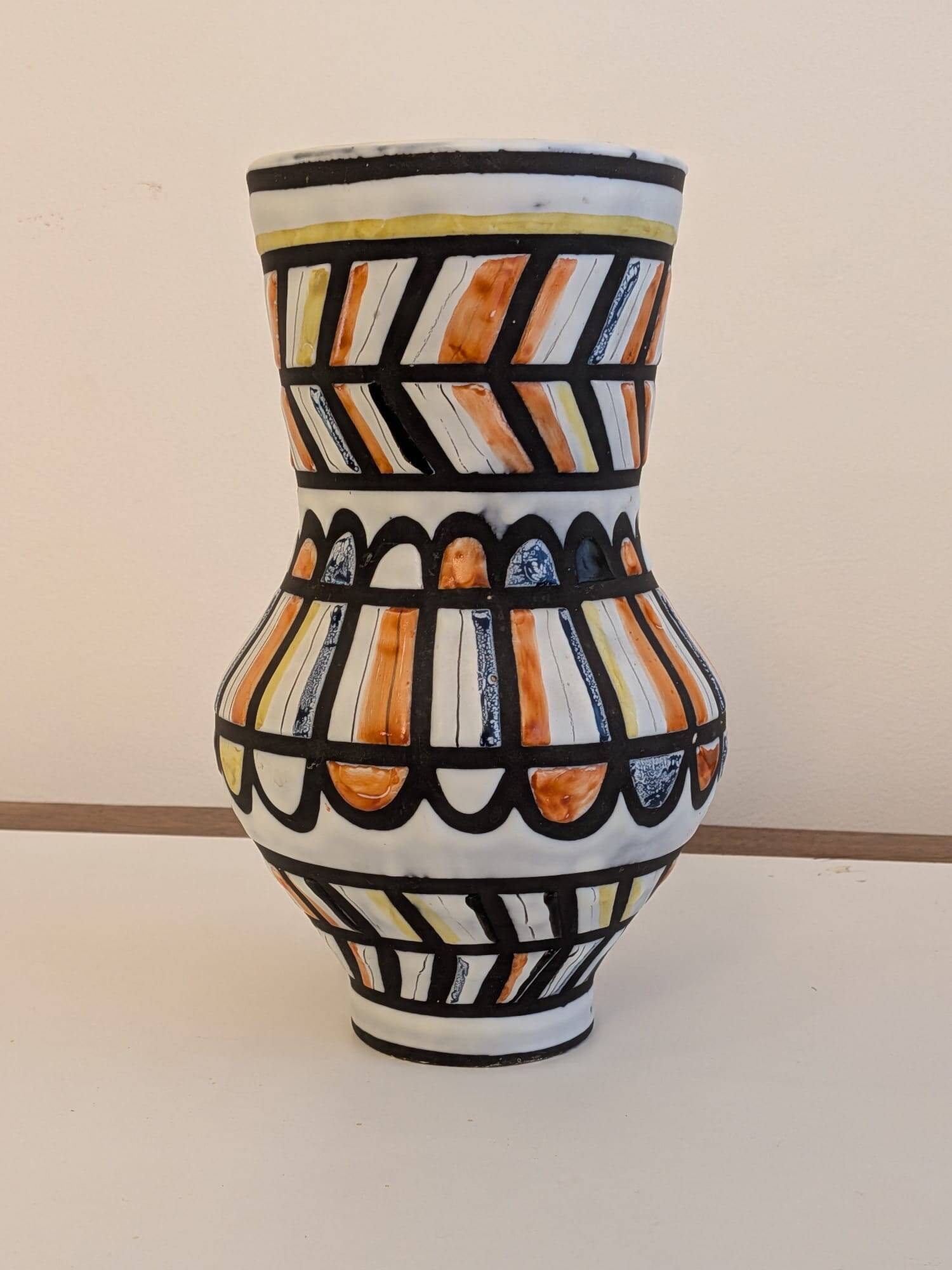 Diabolo vase by Roger Capron