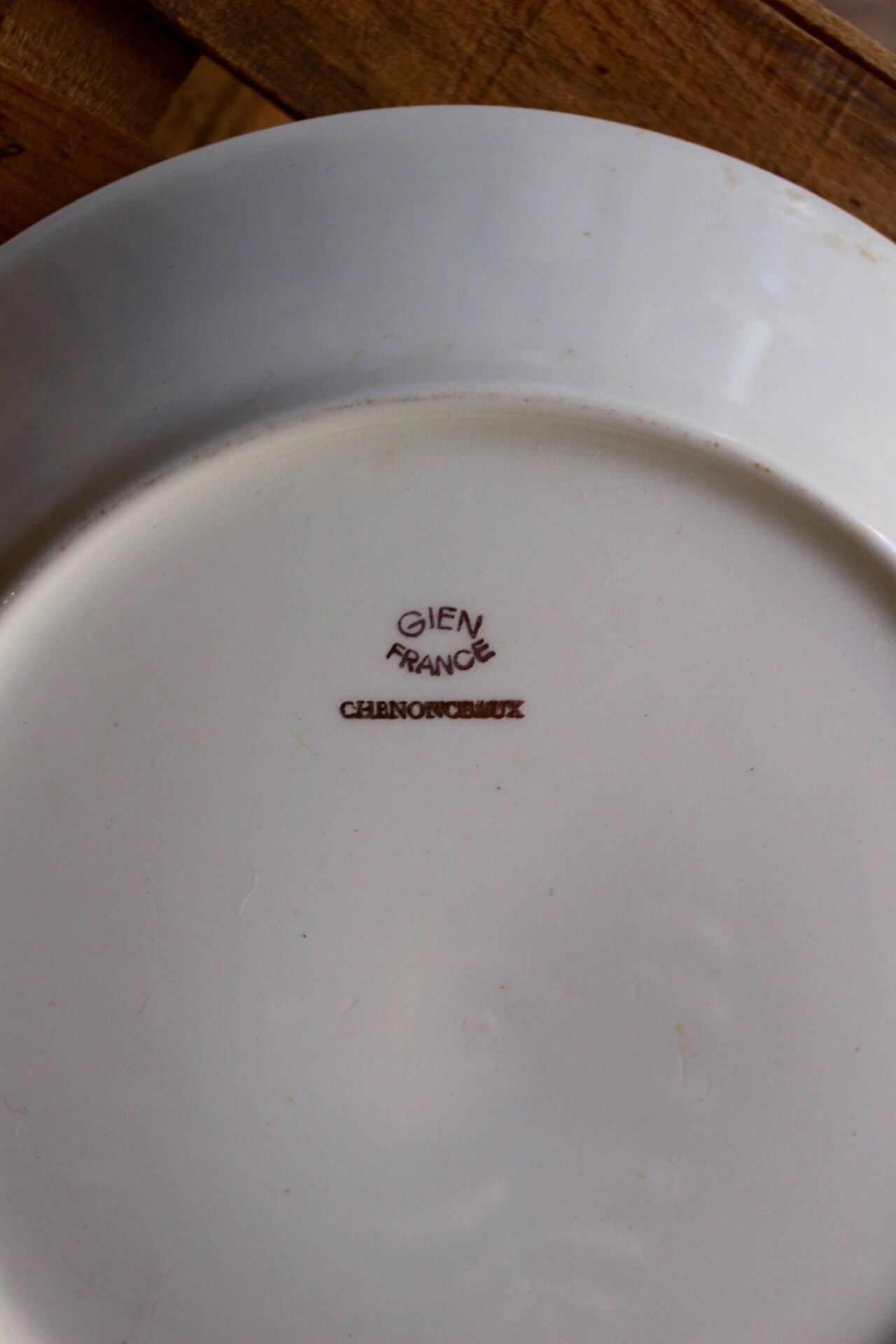 Round dish, Chenonceaux model