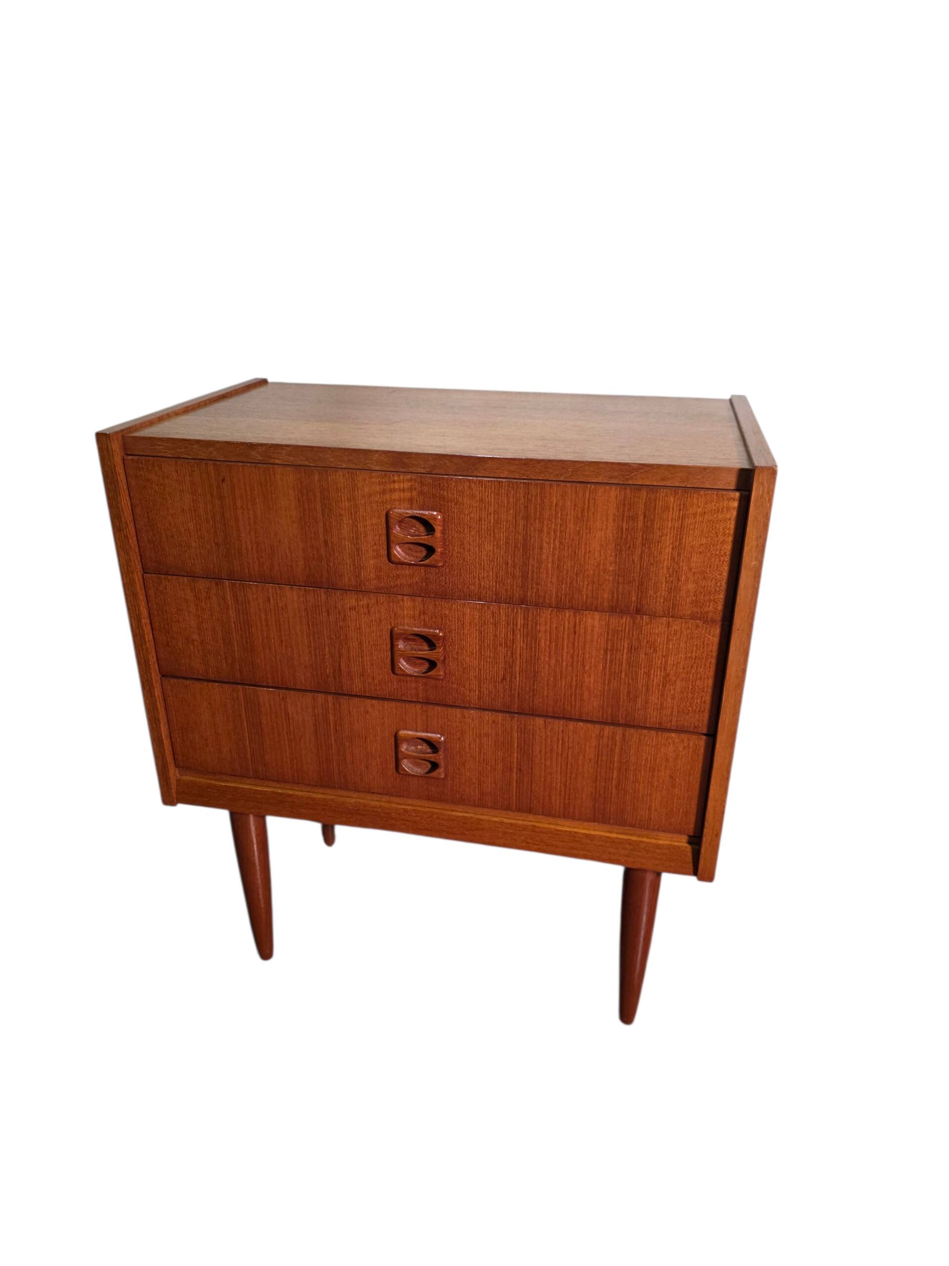 Scandinavian teak chest of drawers from the 1960s.