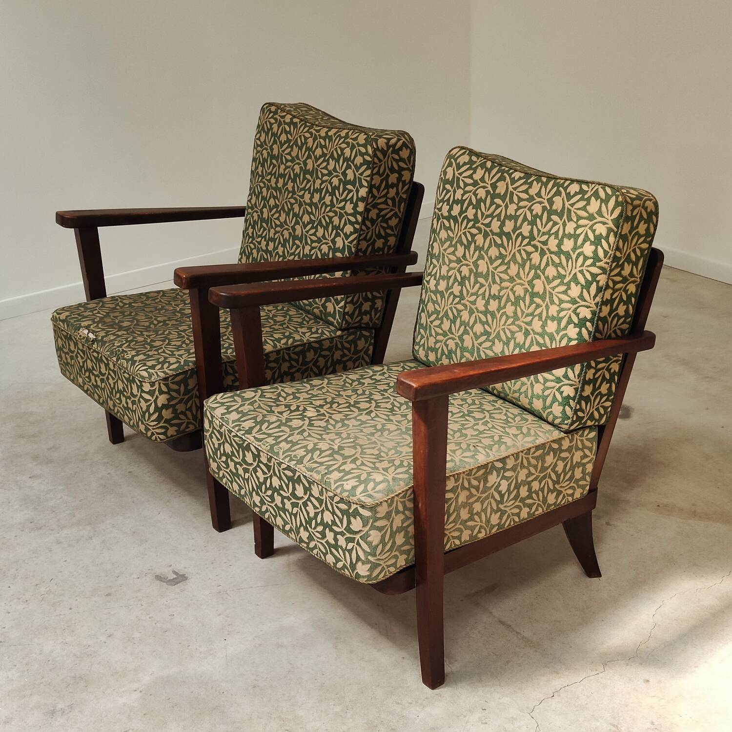 Pair of art deco Ziara pravenec armchairs