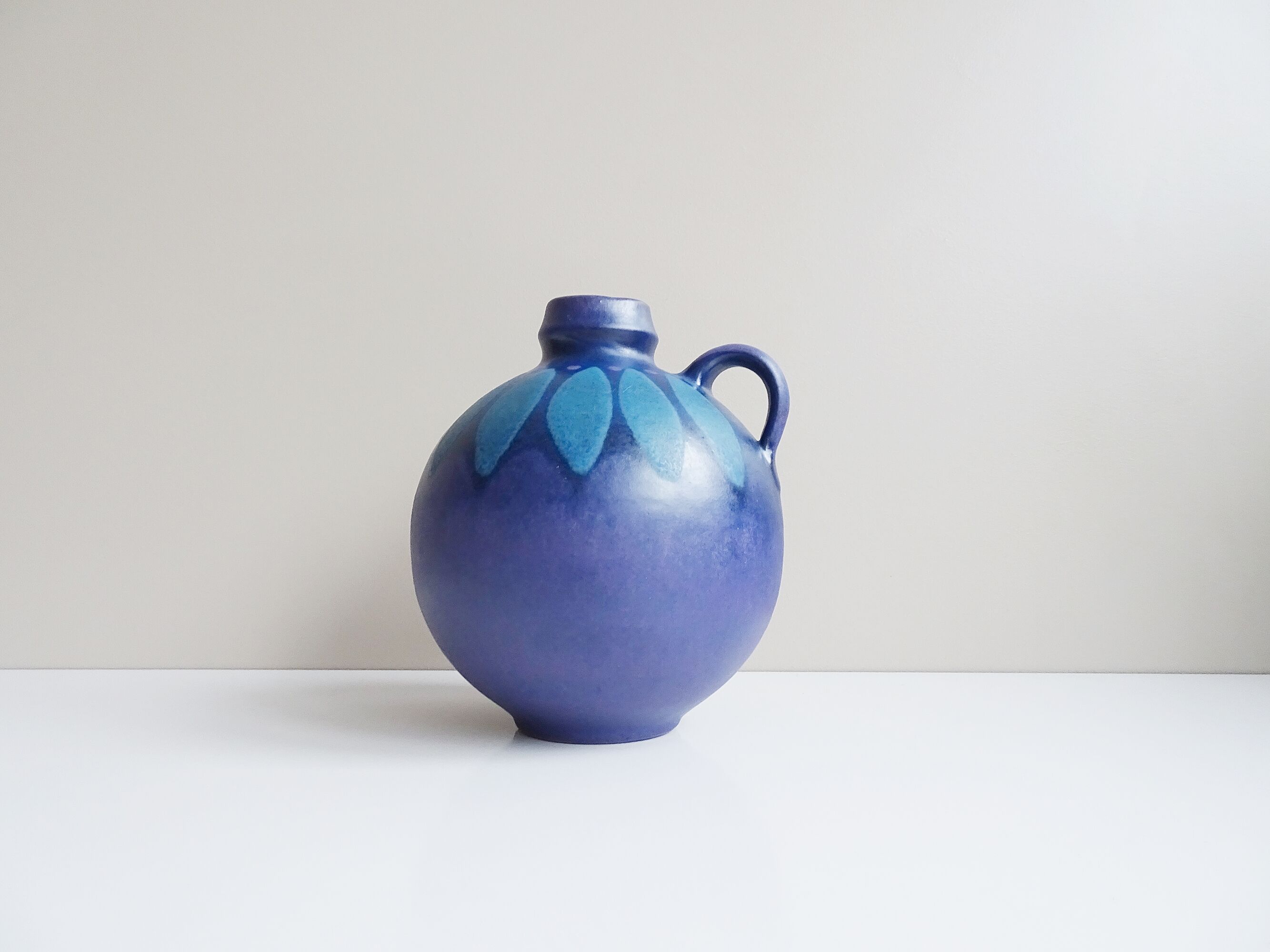 Vase by KMK Decor Viola