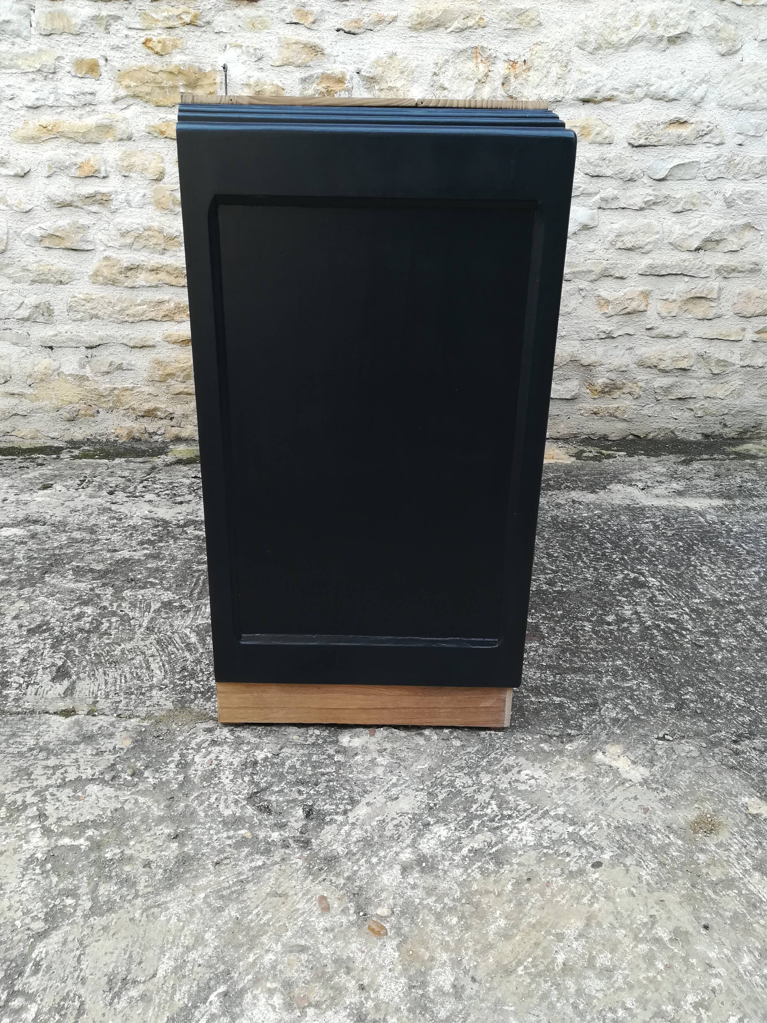 Vintage chest of drawers