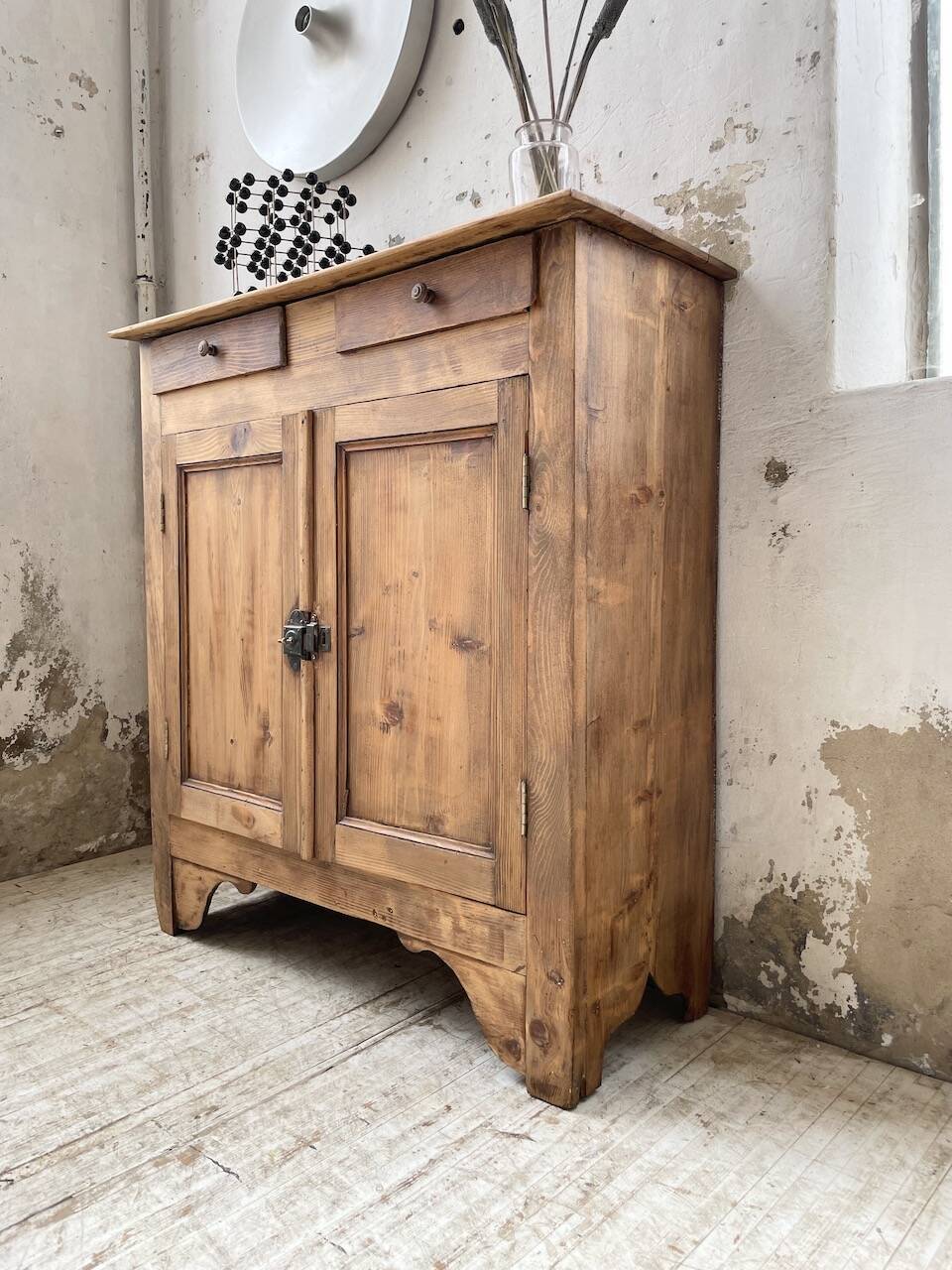Pine jam maker