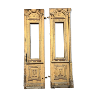 Paire de portes style Renaissance en bois massif vers 1800