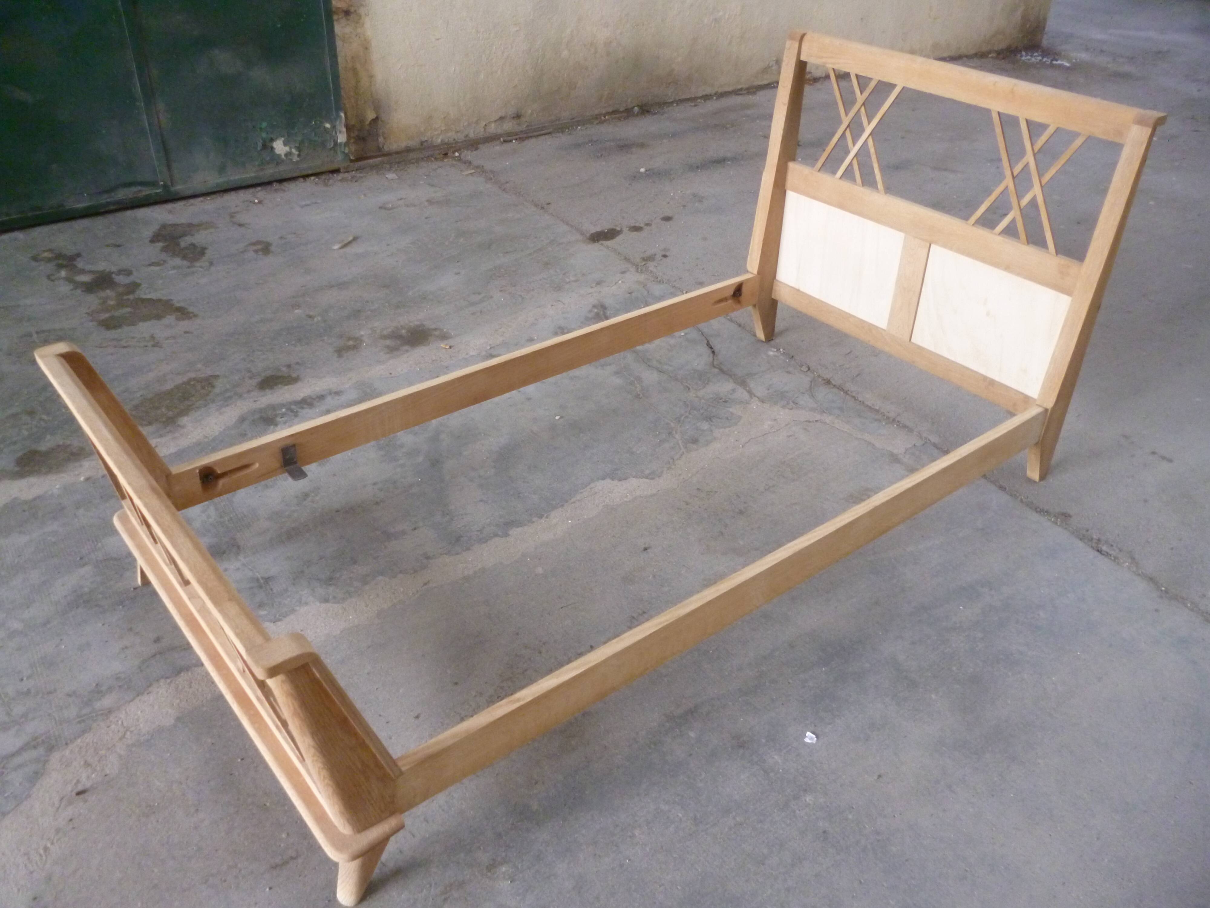 Oak bed from the 70s