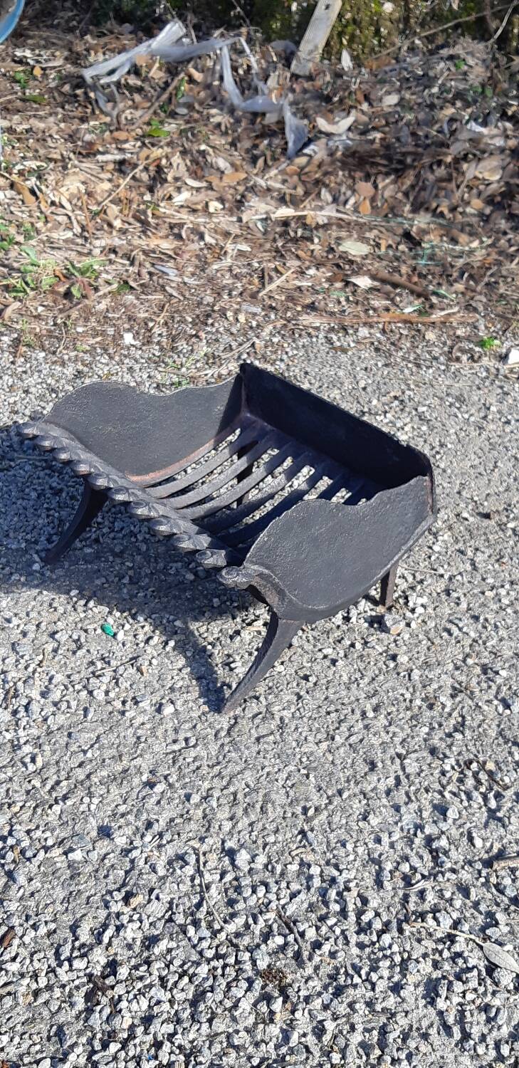 Log holder fireplace cradle