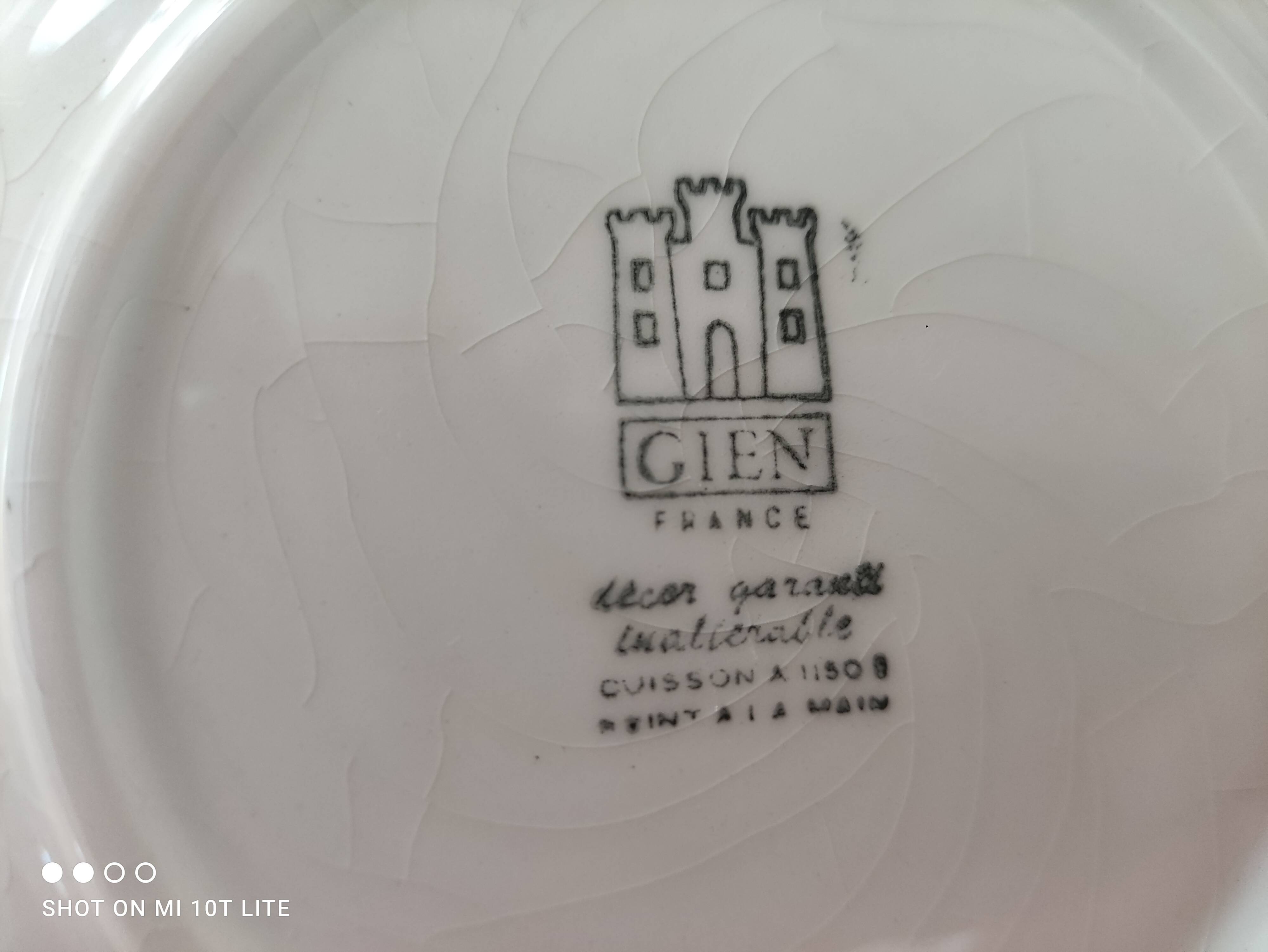Lot de 6 assiettes à dessert parlantes en porcelaine opaque Gien France Proverbes et Militaires