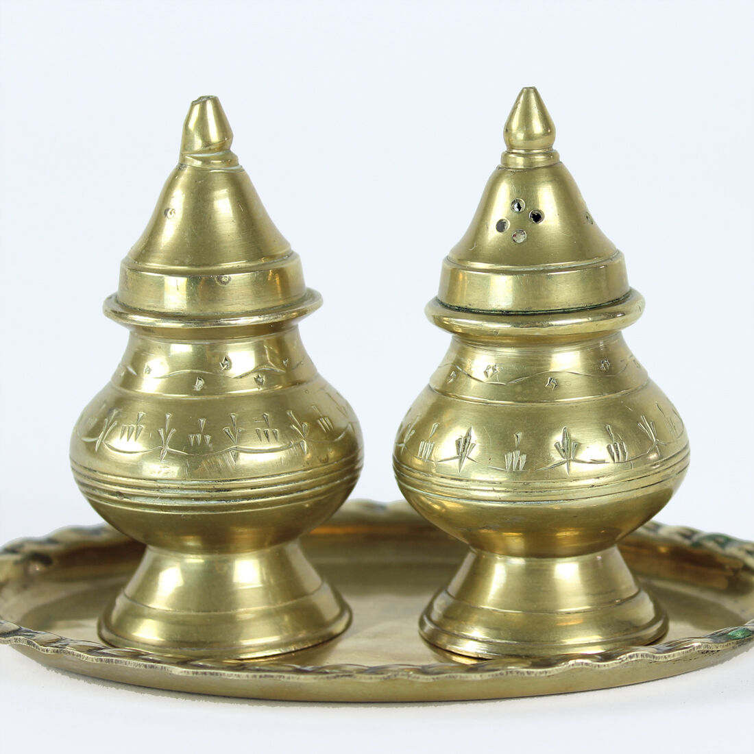 Salière et poivrière en laiton, années 1970