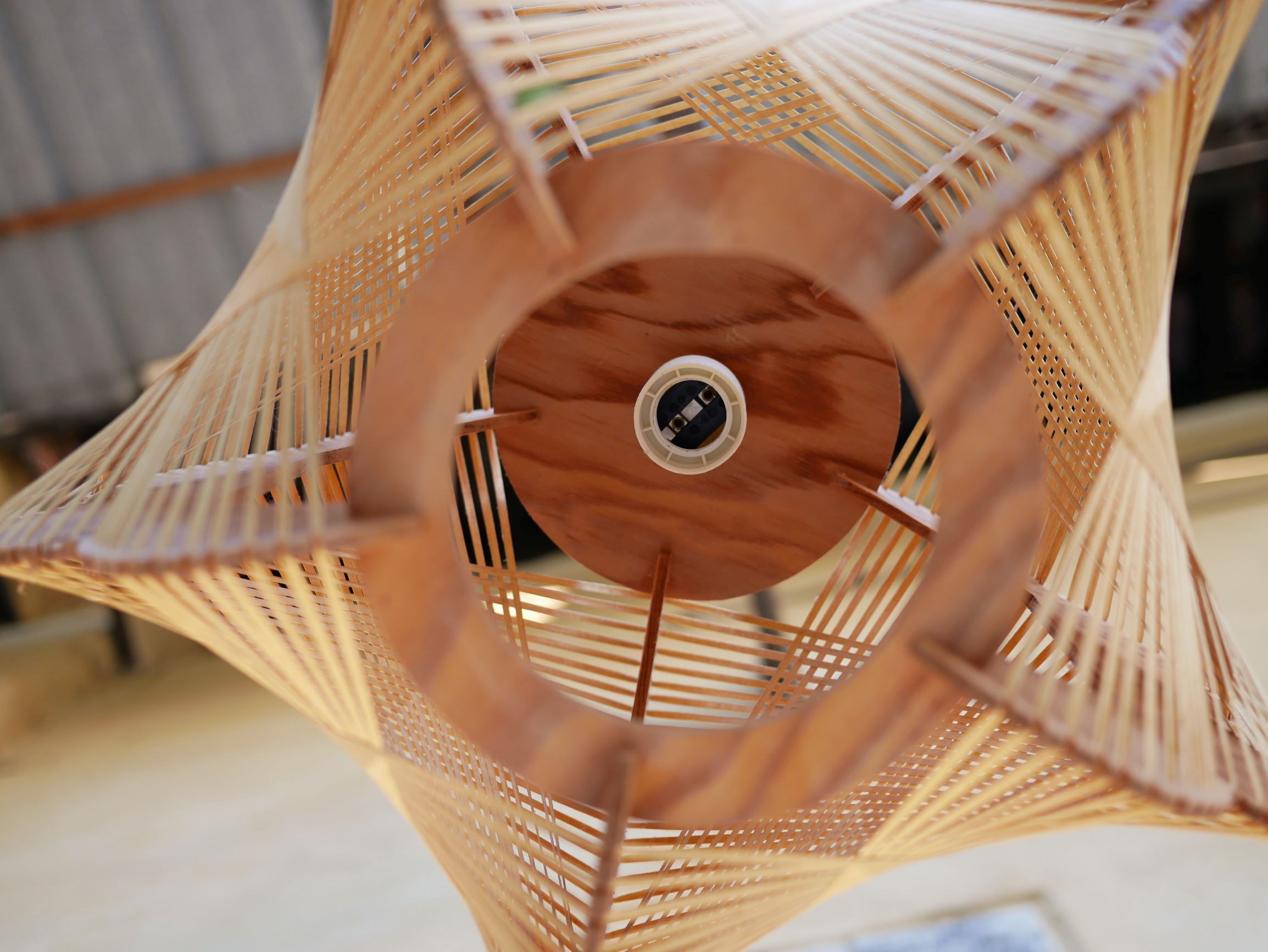 Suspension scandinave vintage bois et fil