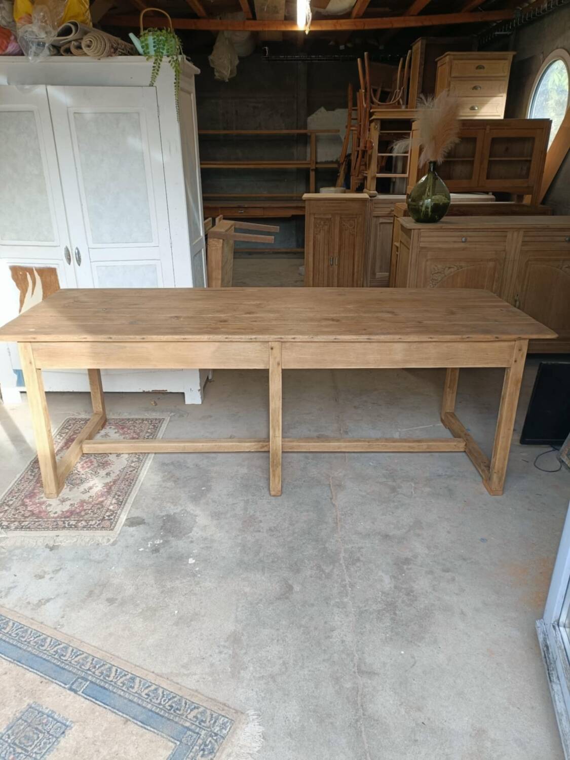 Farmhouse table