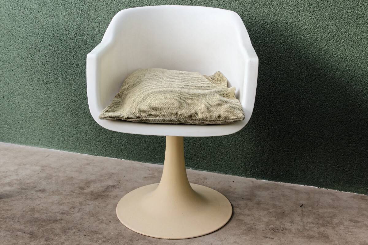 Swivel armchair from the 70s, design Albert Jacob