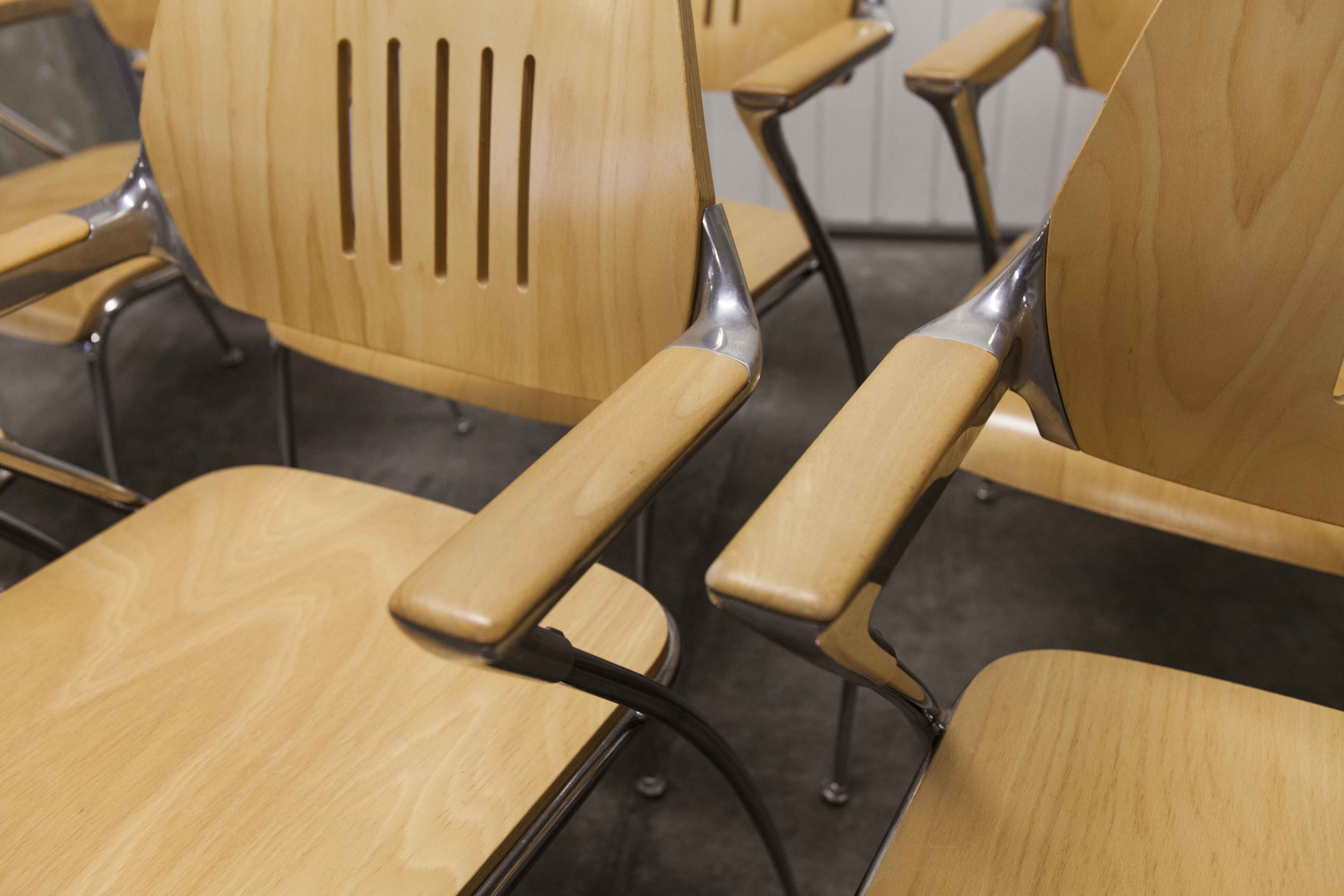 Lot of 6 "Golf" model chairs designed by Francesco Zaccone for the Brunner brand