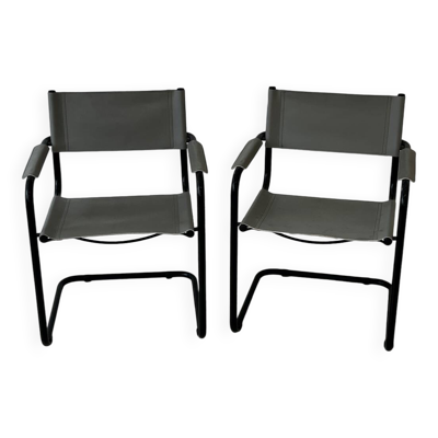 Duo de chaises design attribué à Matteo Grassi