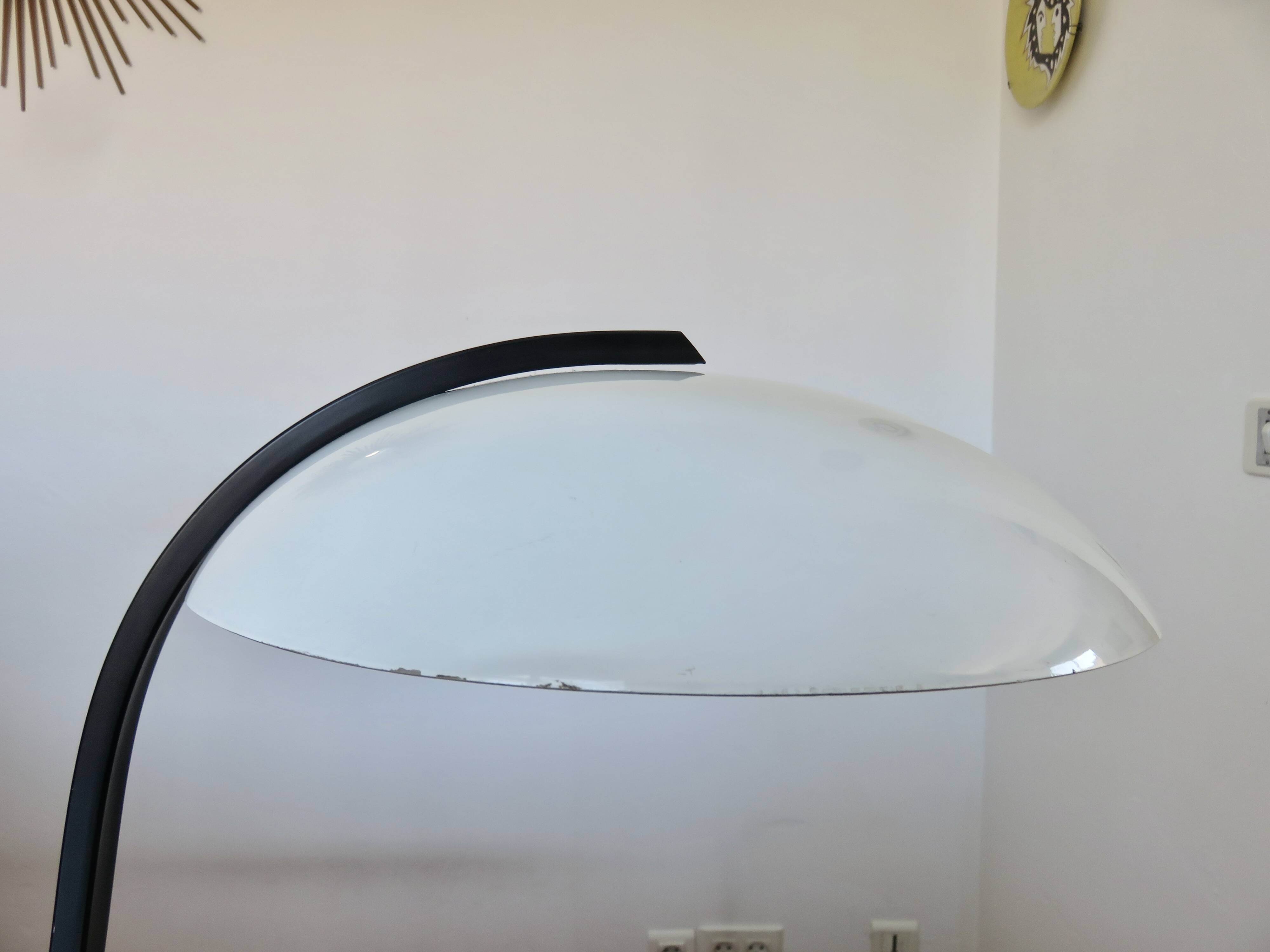 "Serpent" lamp, publisher Veneta Lumi, Italy, 1980, UFO, space age, saucer
