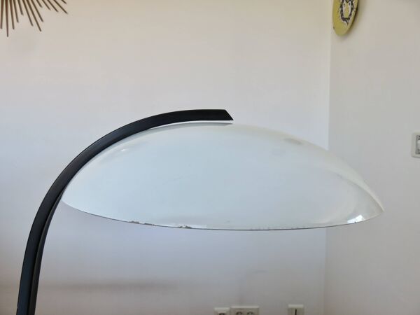 Lampe ''serpent'' éditeur Veneta Lumi, Italy, 1980, ufo, space age, soucoupe