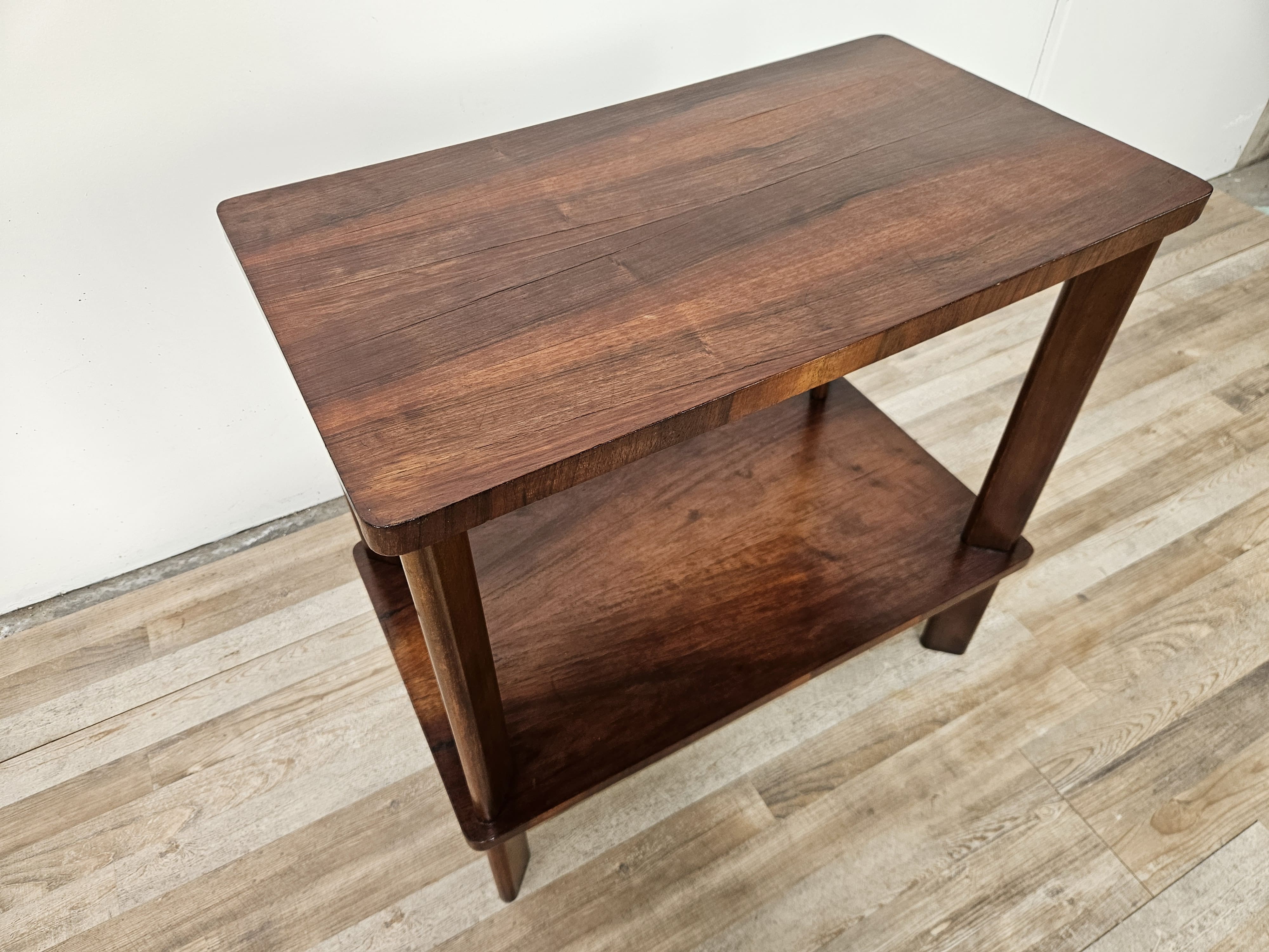 1950s Art Decò walnut coffee table