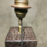 Lampadaire style brutaliste