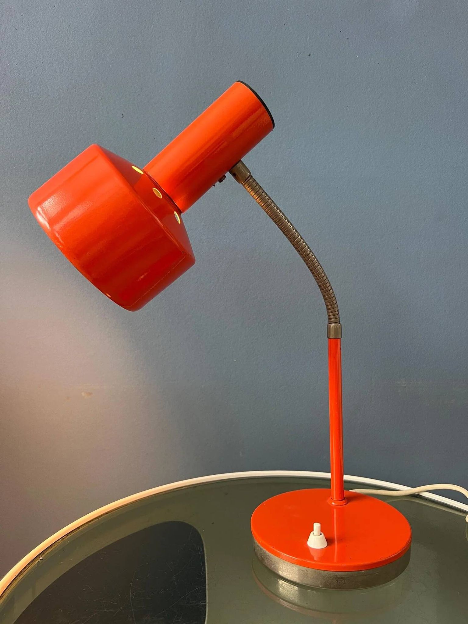 Lampe de bureau orange Hustadt Leuchten du milieu du siècle