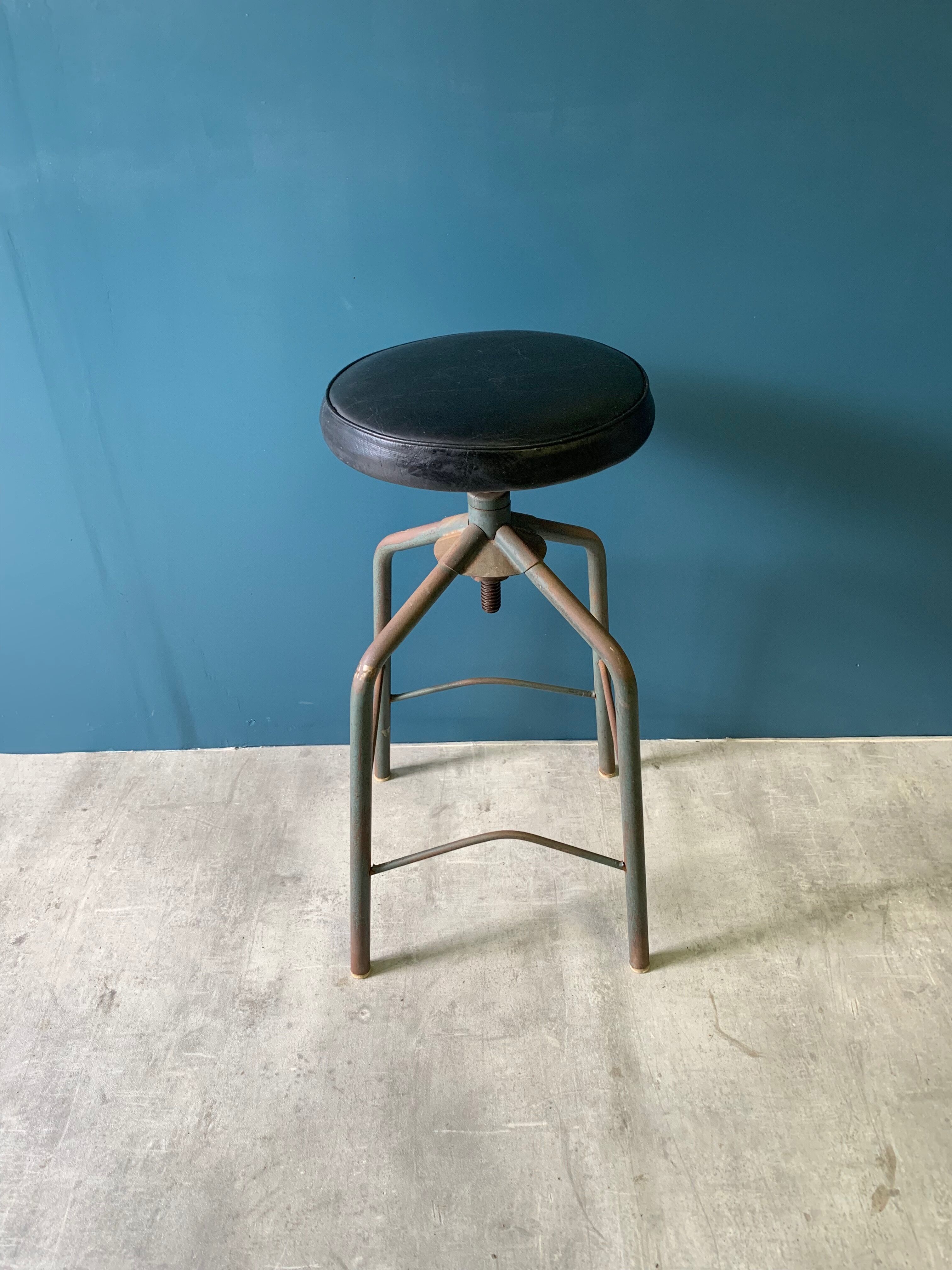 60's cartoonist's snuff