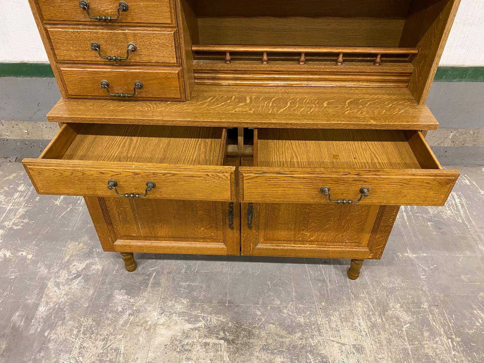 Vaisselier, buffet 2 corps vintage en chêne