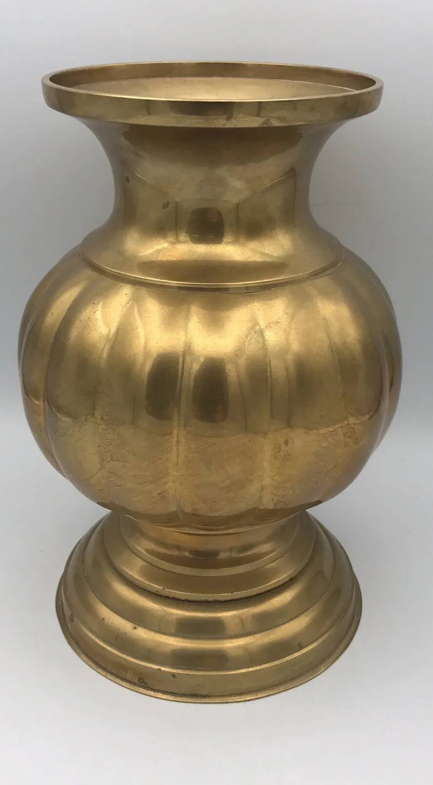 Vintage ball shape vase with godron in brass