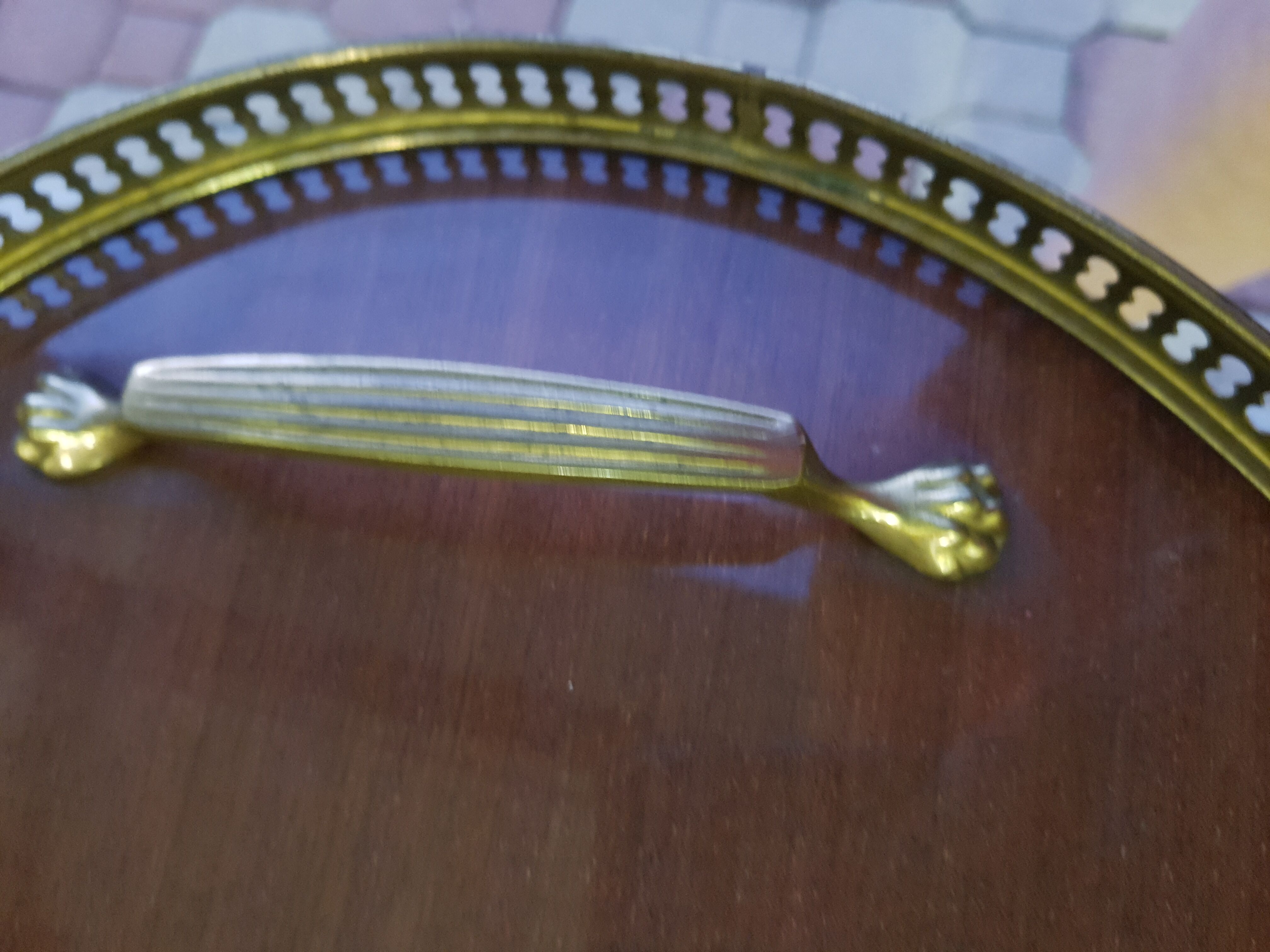 Classic serving table