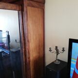Wardrobe early 20th in cherry, 2 drawers inside and outside, cornice.