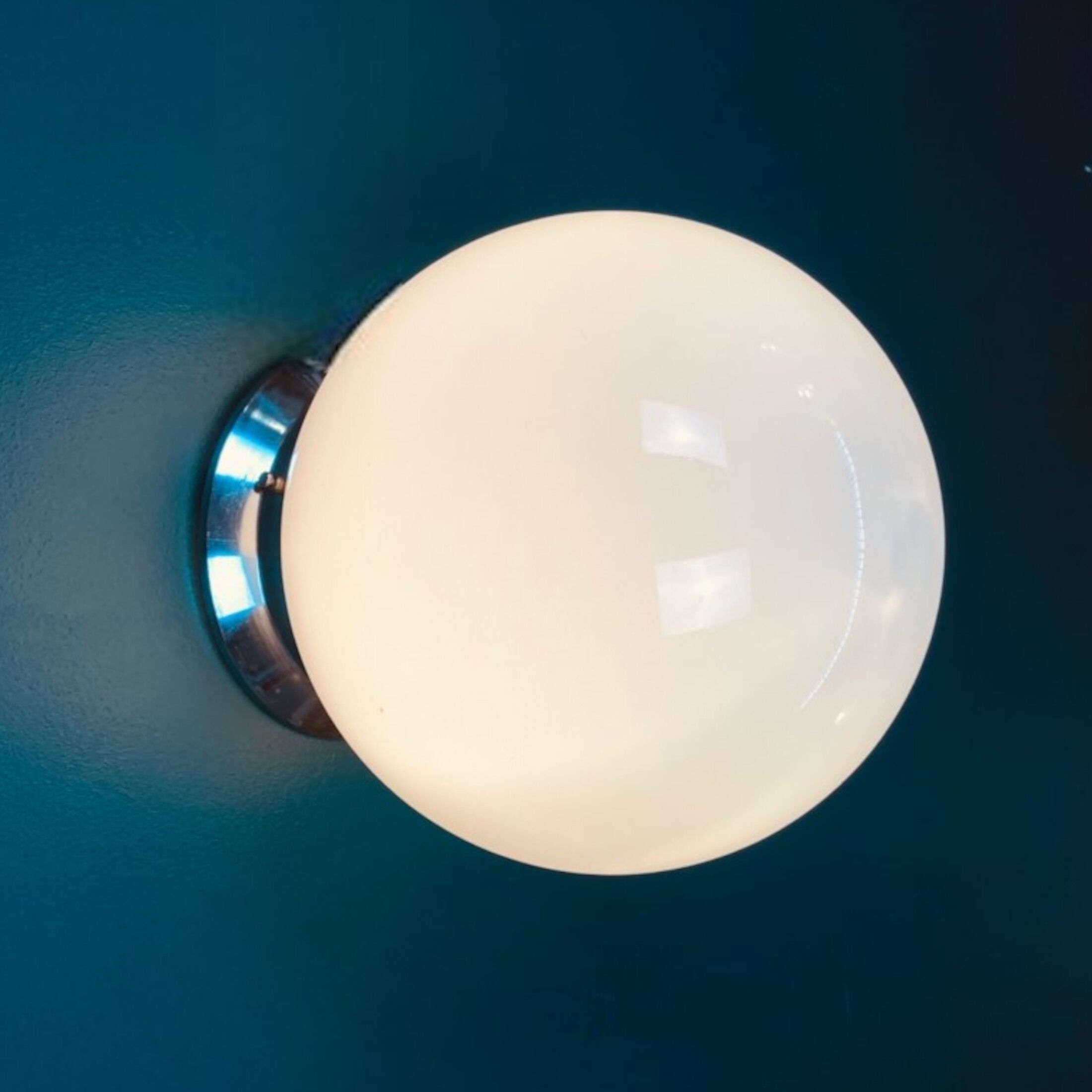 Globe in opaline wall lamp or ceiling lamp vintage diameter 20 cm and stainless steel base old school design