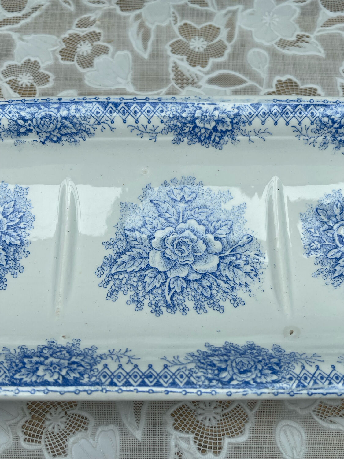 Sainte Amandinoise Toilet Bowl + Soap Dish / Brush Model J