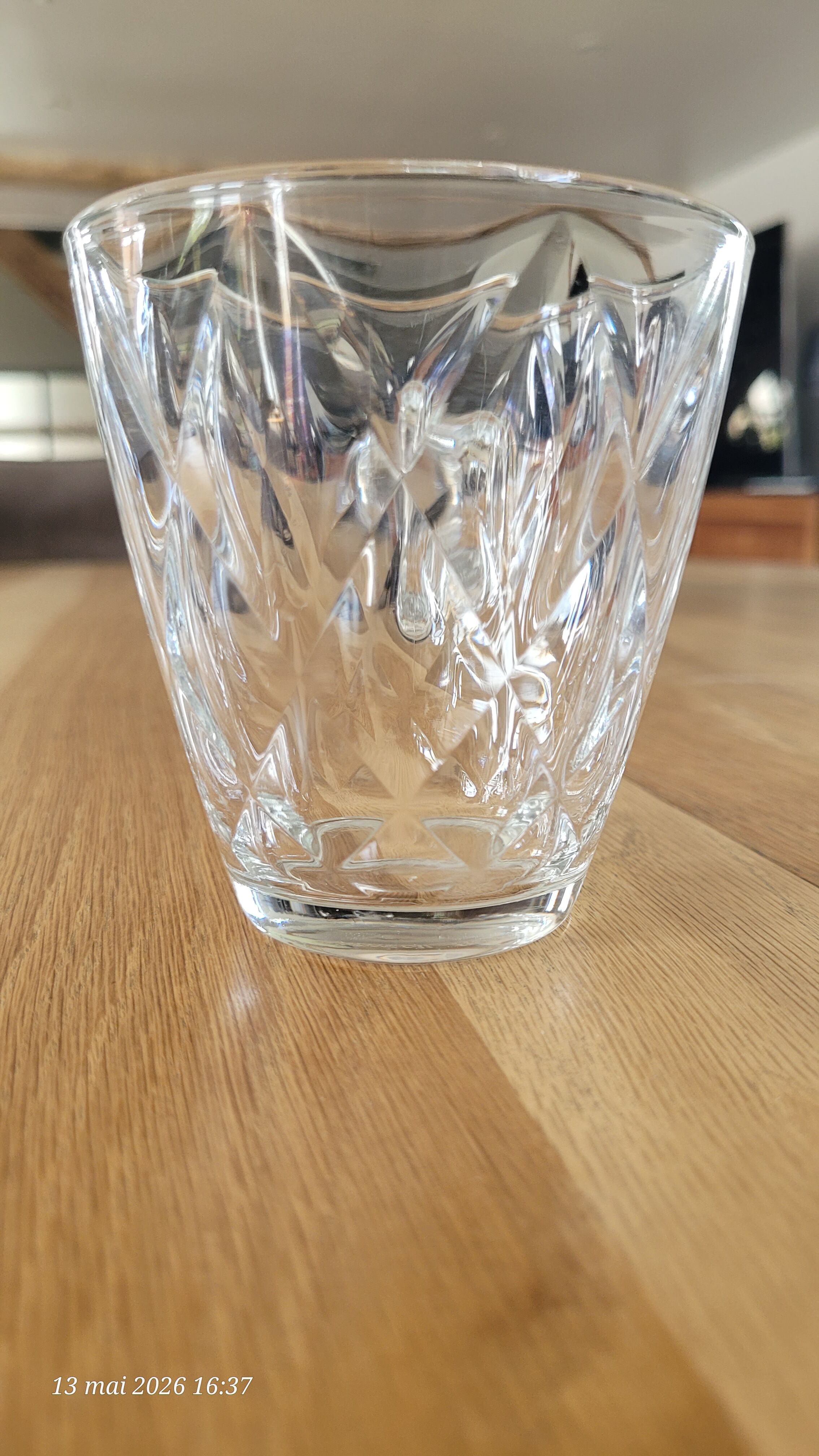 2 thick glass mugs
