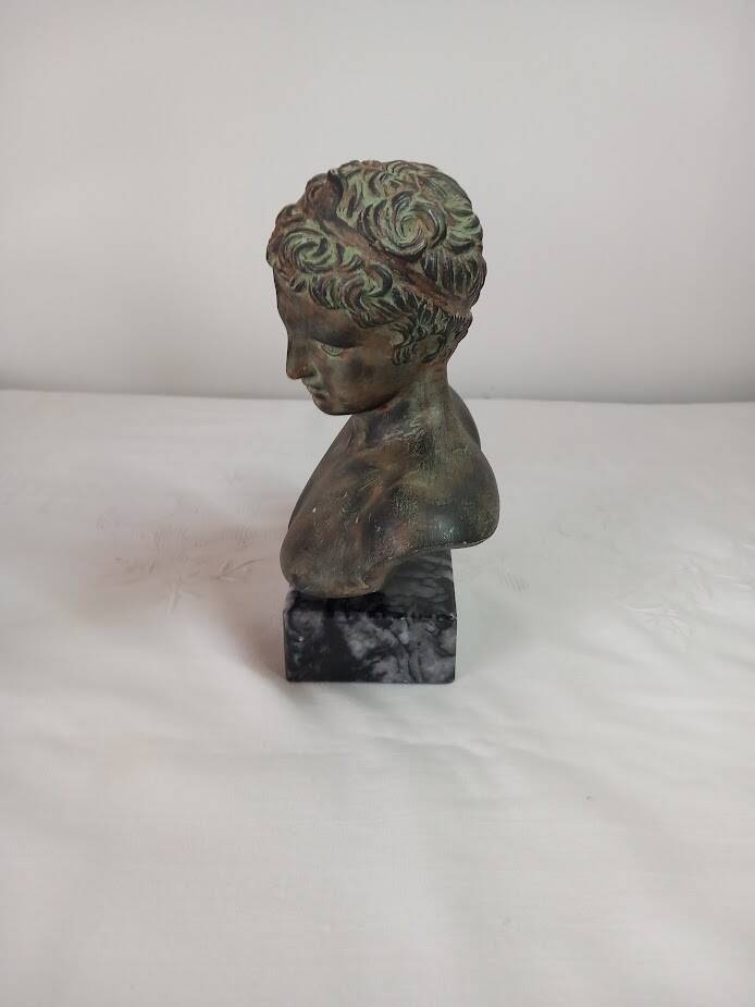 Ancient statuette
