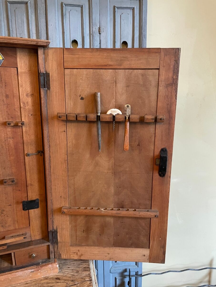 (Hang) wall cabinet tool cabinet Peugeot Fréres