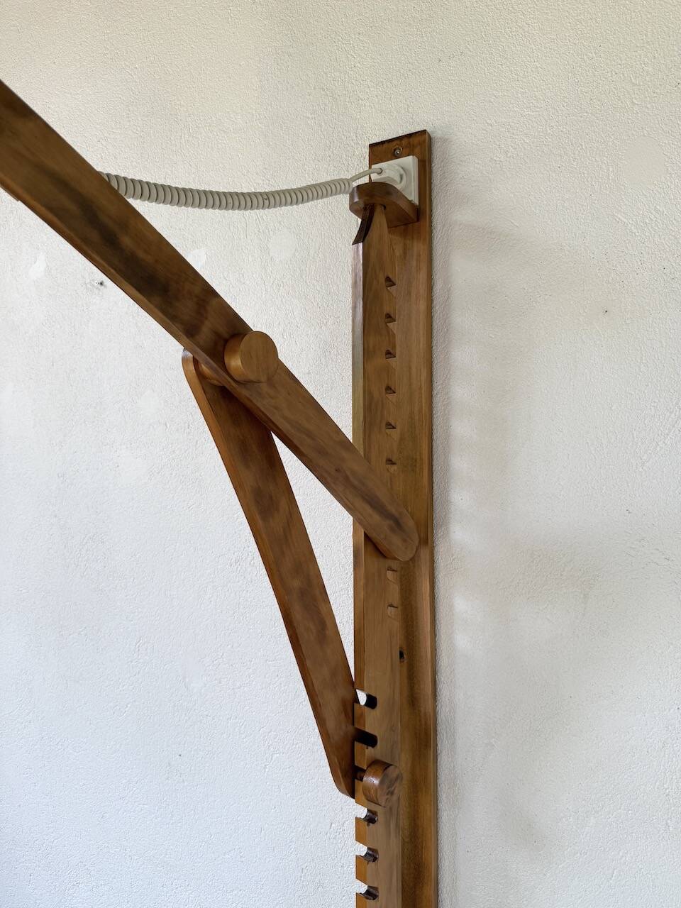 Mountain furniture gallows France pine