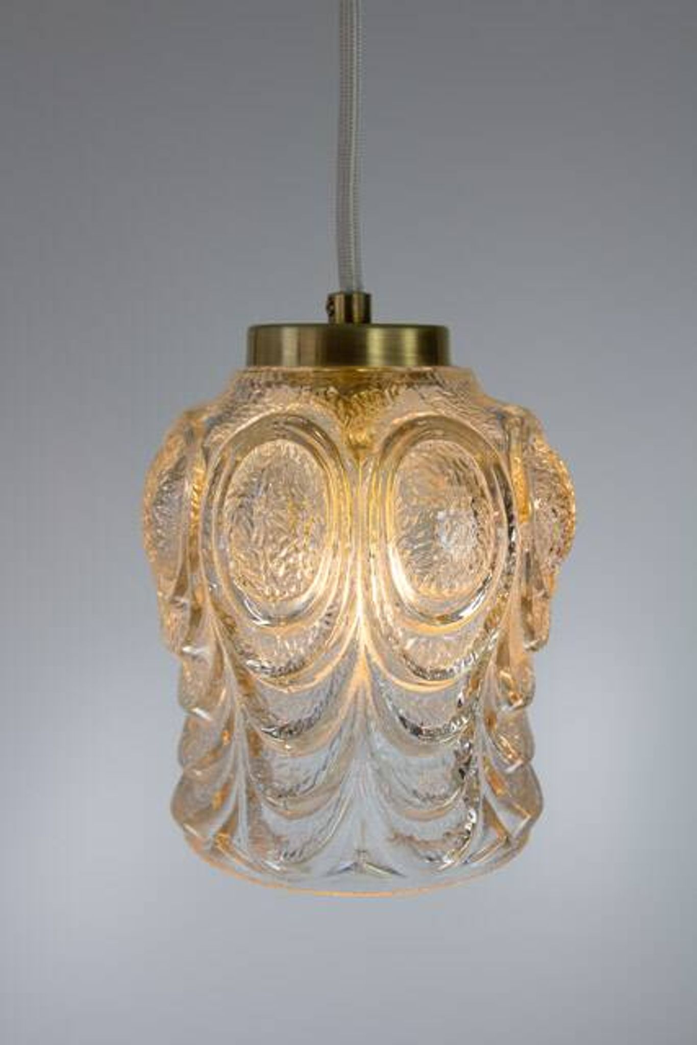 Jugošik (Yugochic) vintage crystal clear pendant lamp