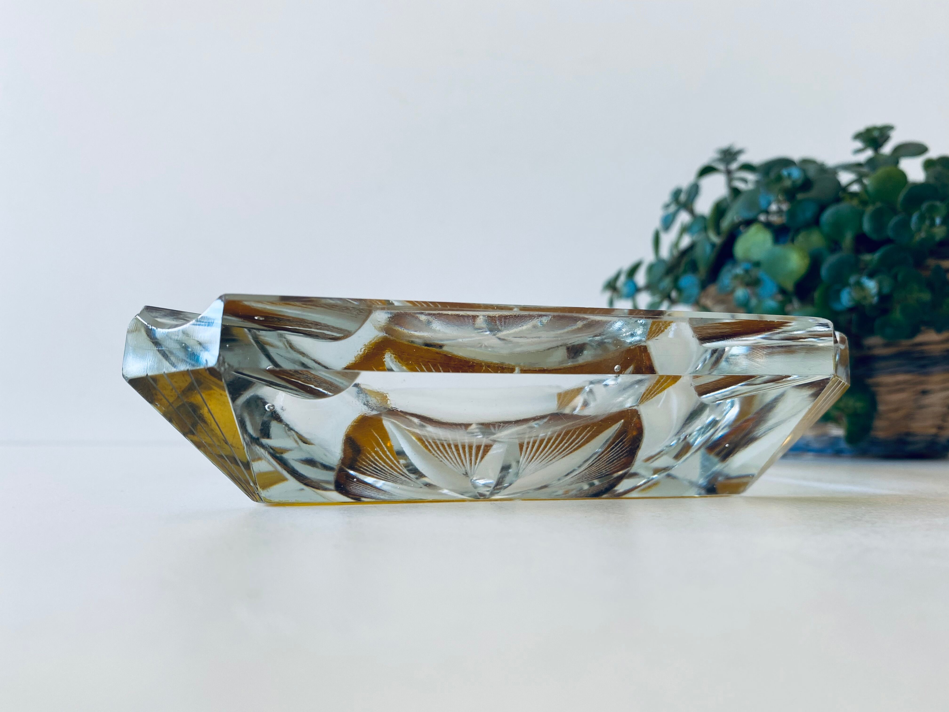 Art deco ashtray in cut crystal