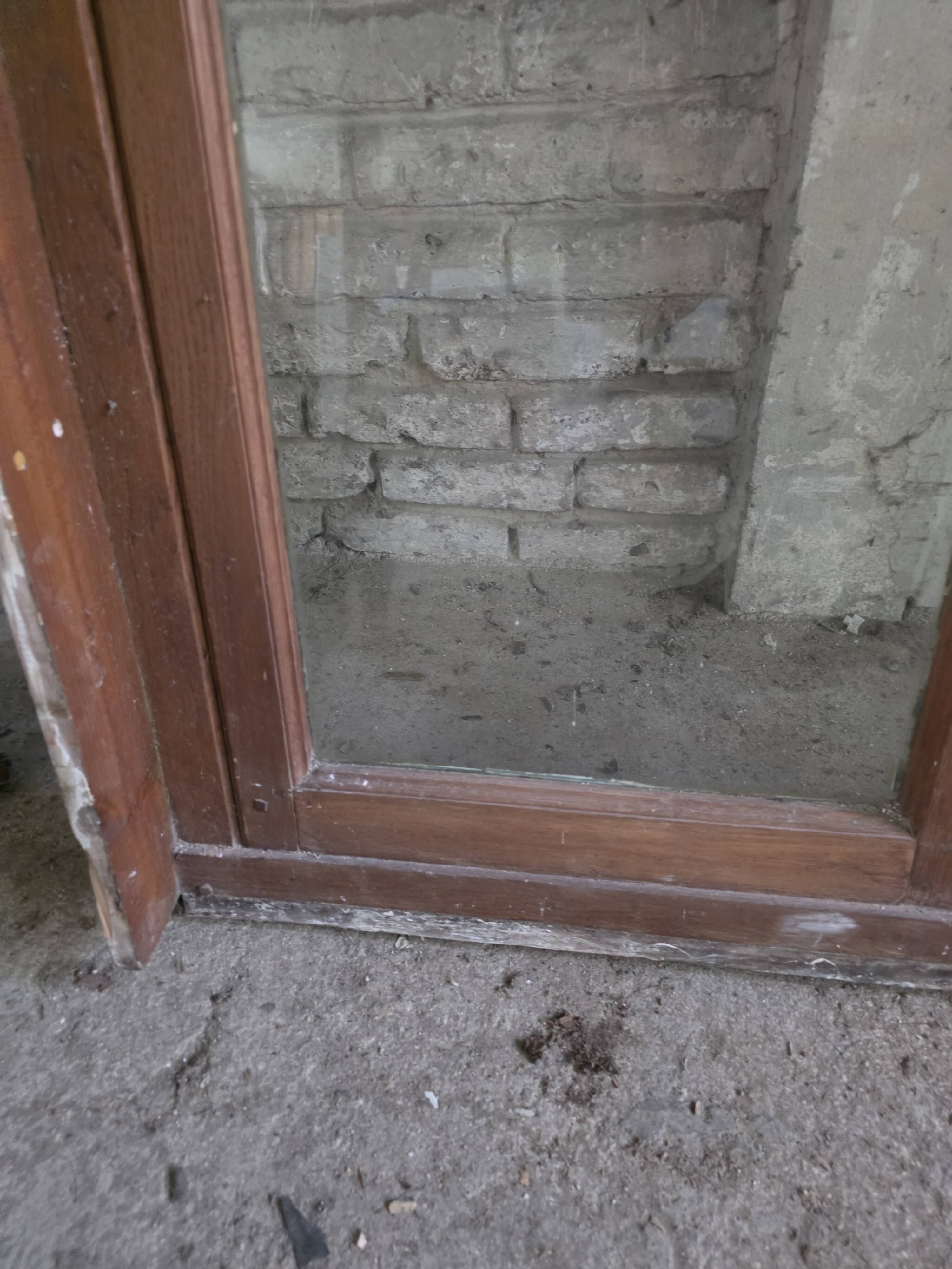 4 old solid oak windows from the early 20th century