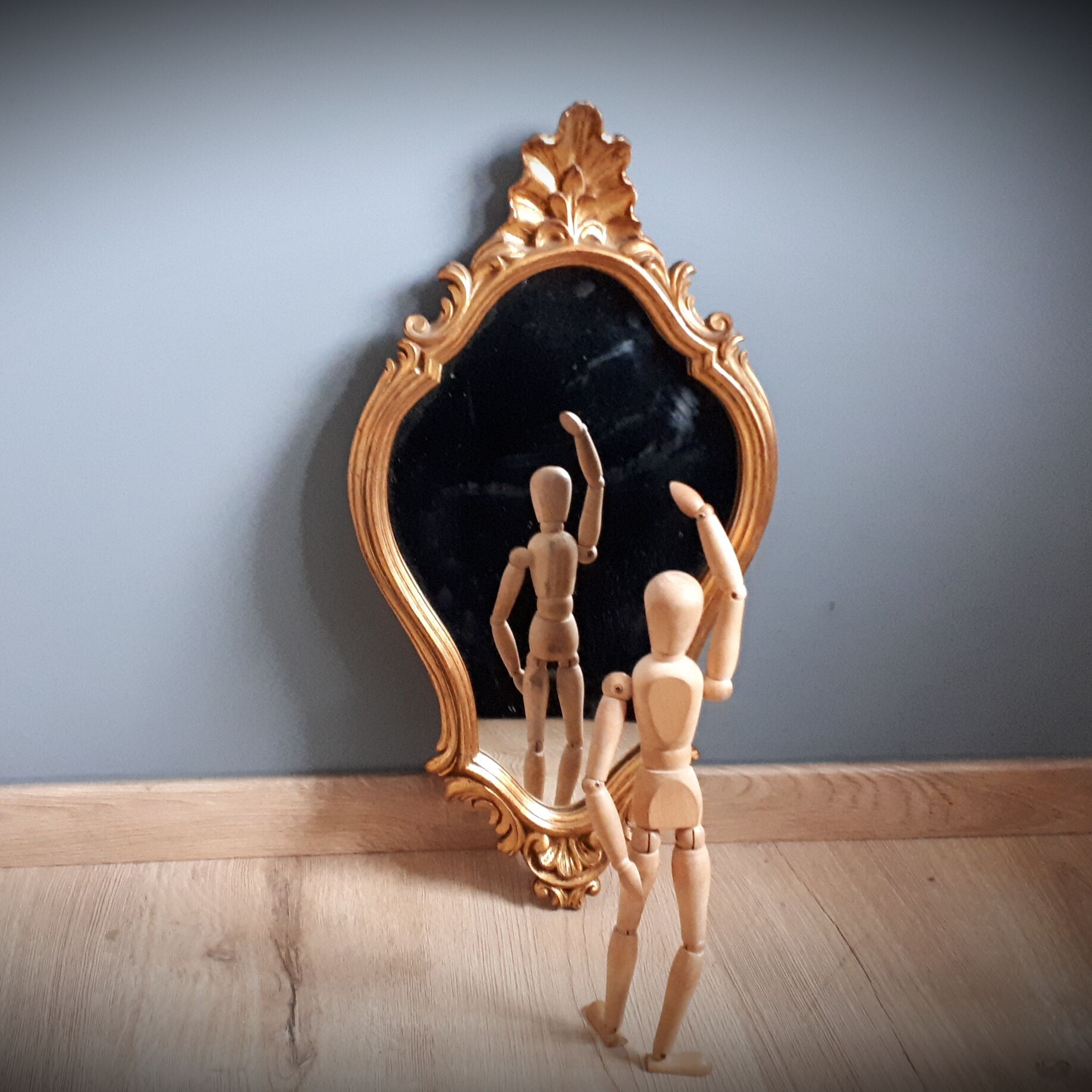 Baroque golden mirror