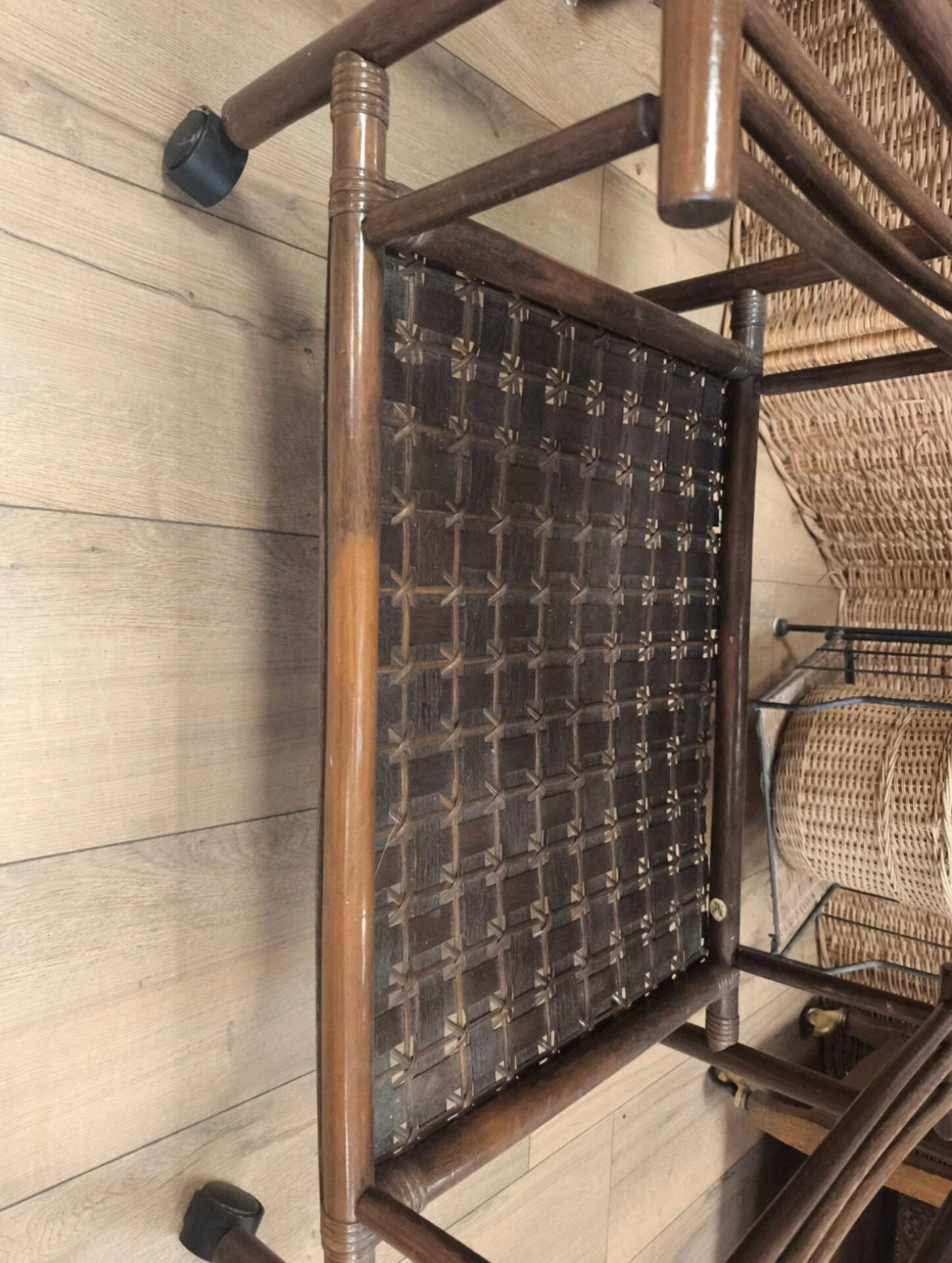 Rattan dessert table