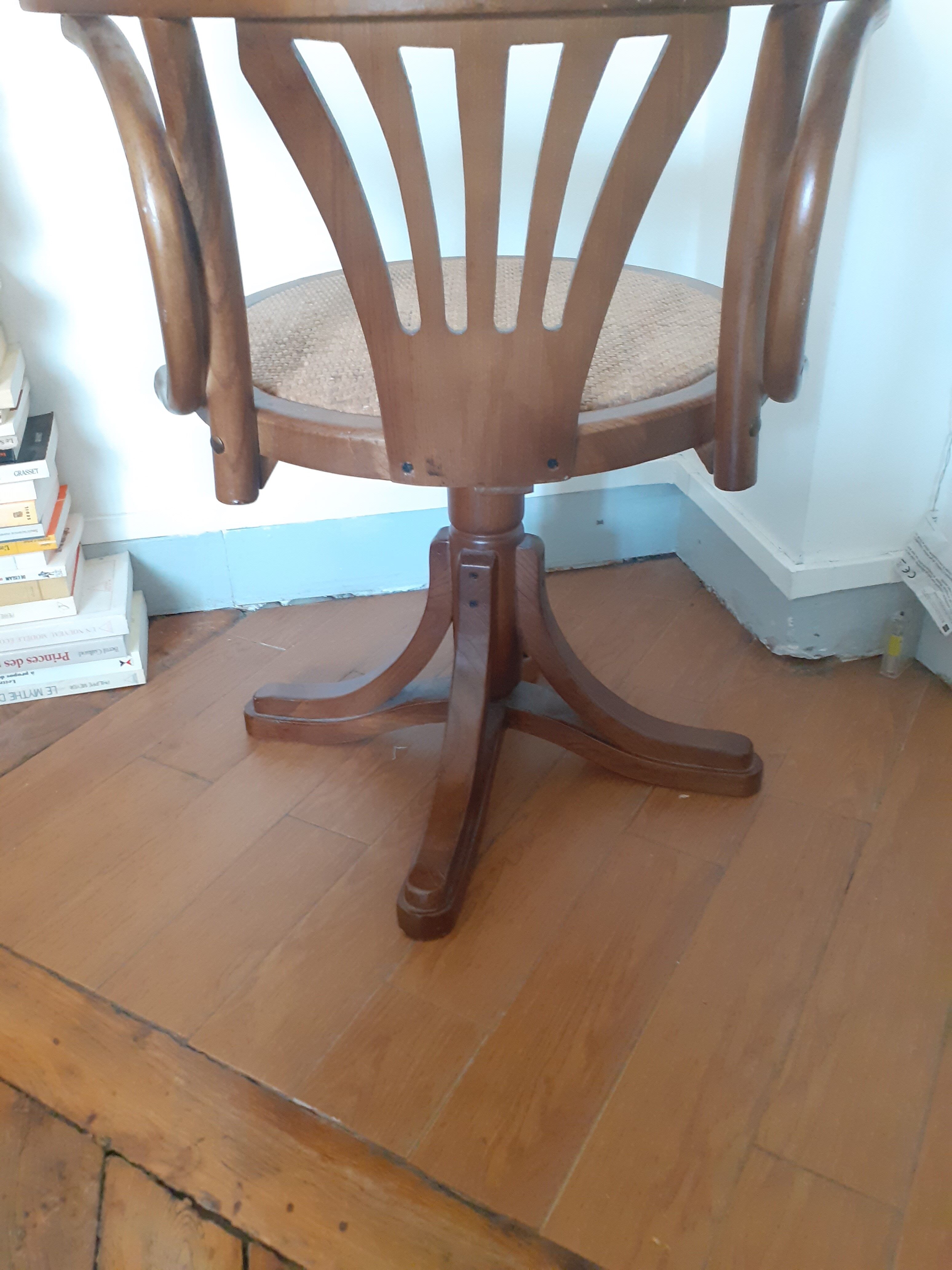 Swivel desk in walnut and rattan
