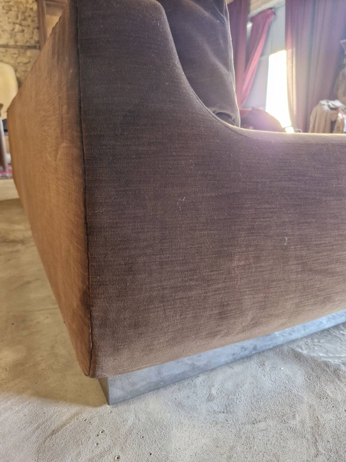 Vintage 3-seater canapé in brushed steel and brown velvet.