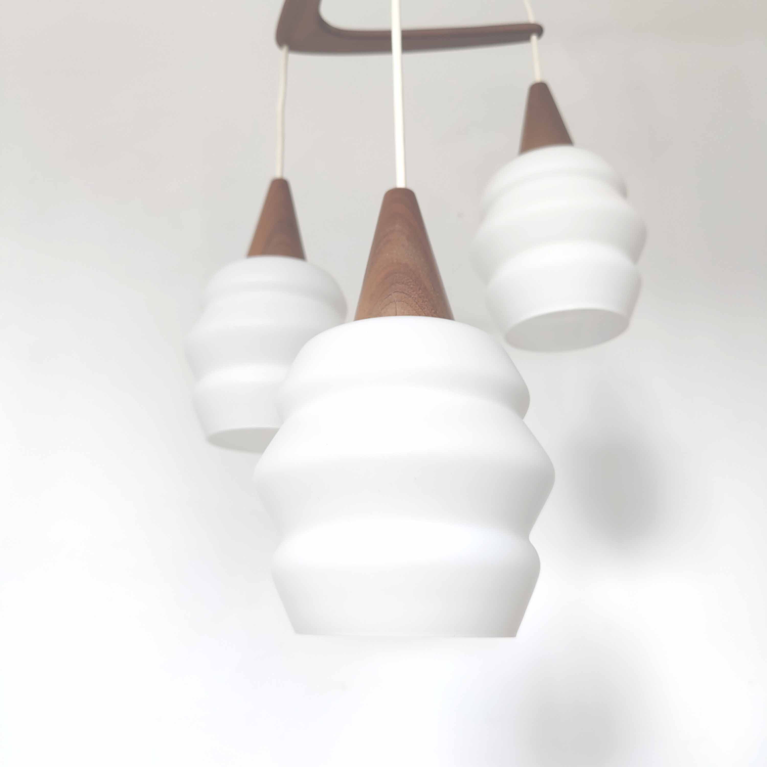 Suspension boomerang design Louis Kalff