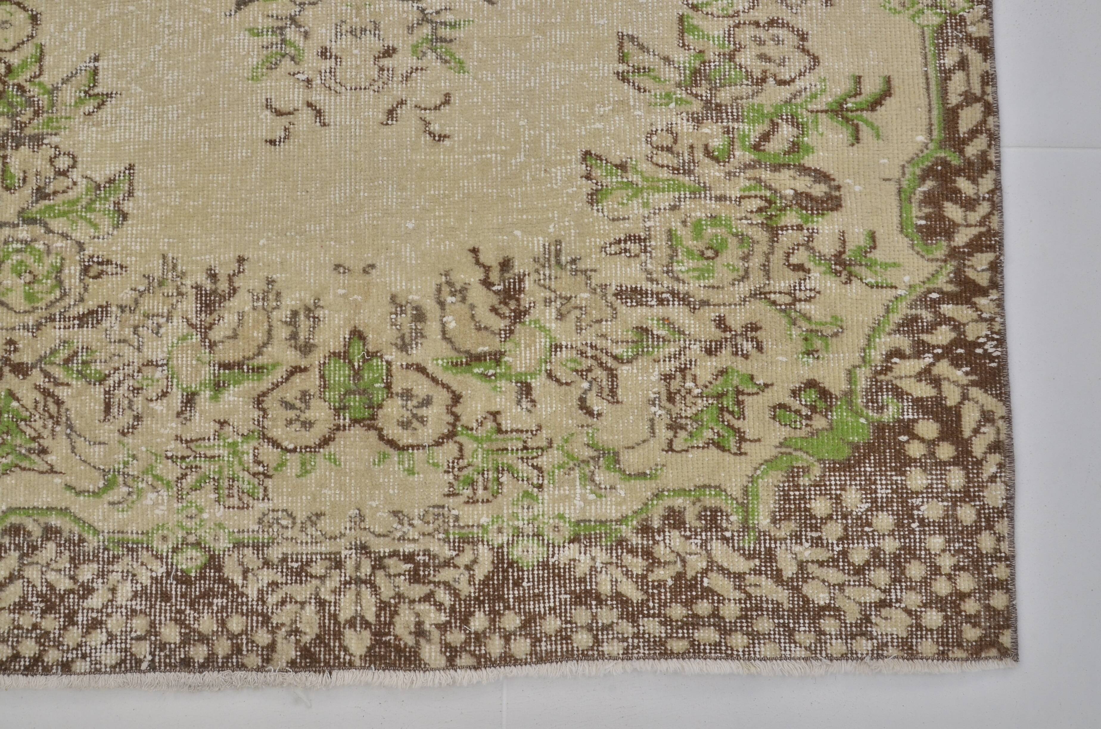 Vintage Anatolian Ouhak Carpet sku 2337